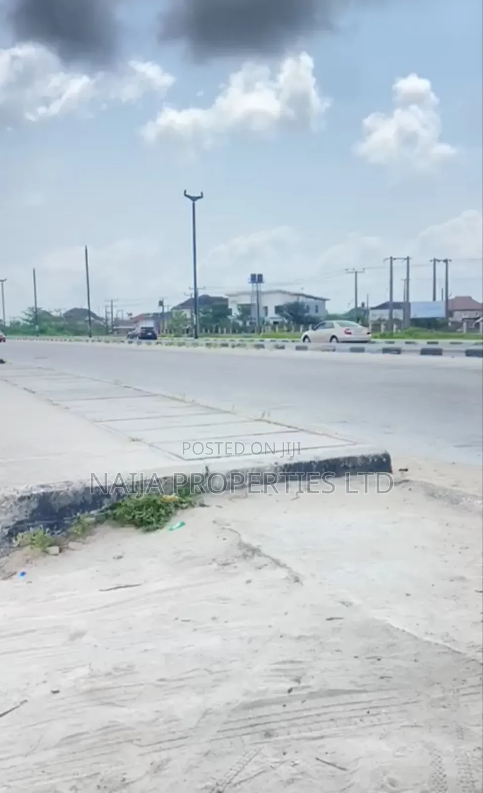 3 Plots of Land Directly on the Express at Bogije,Ibeju-Lekki for Sale
