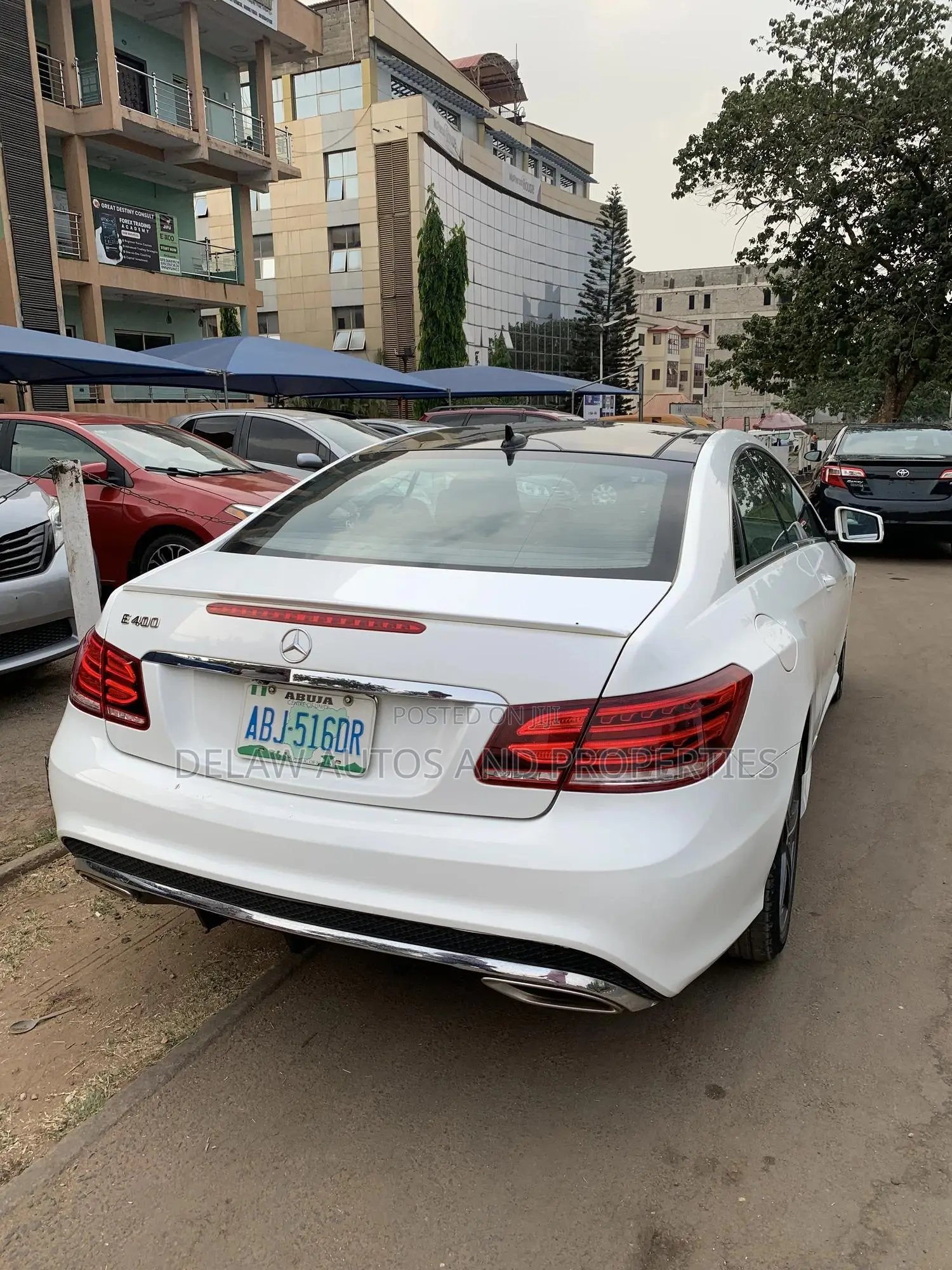 Mercedes-Benz E400 2017 White