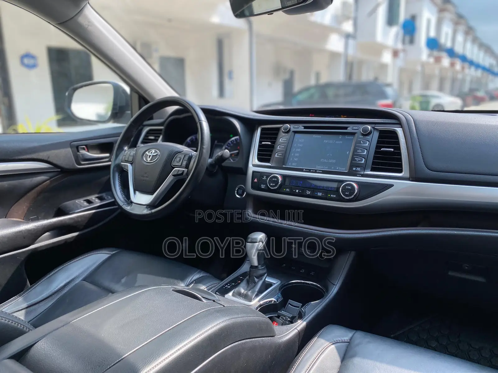 Toyota Highlander XLE 2019 White