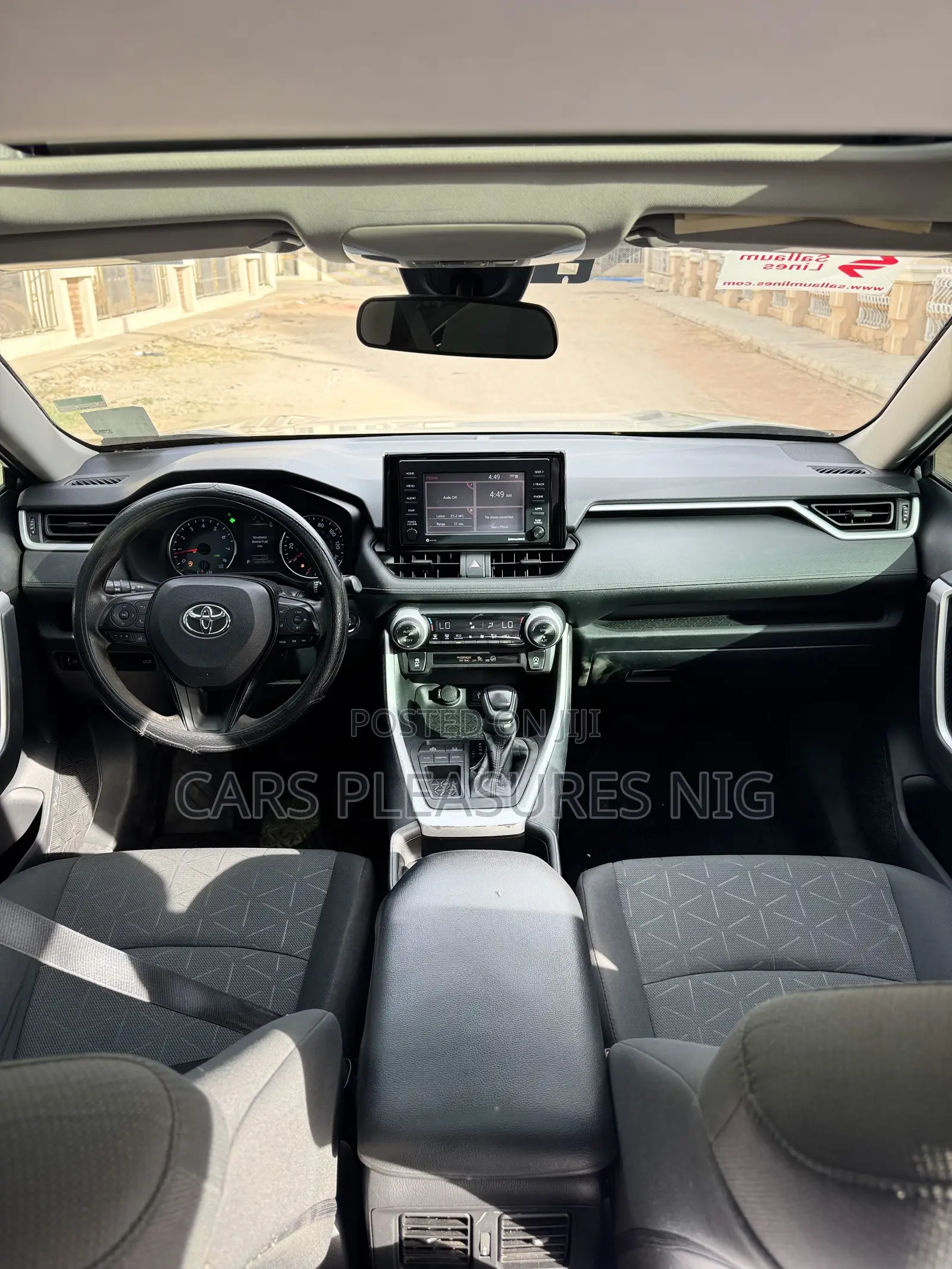 Toyota RAV4 XLE AWD 2023 Gray