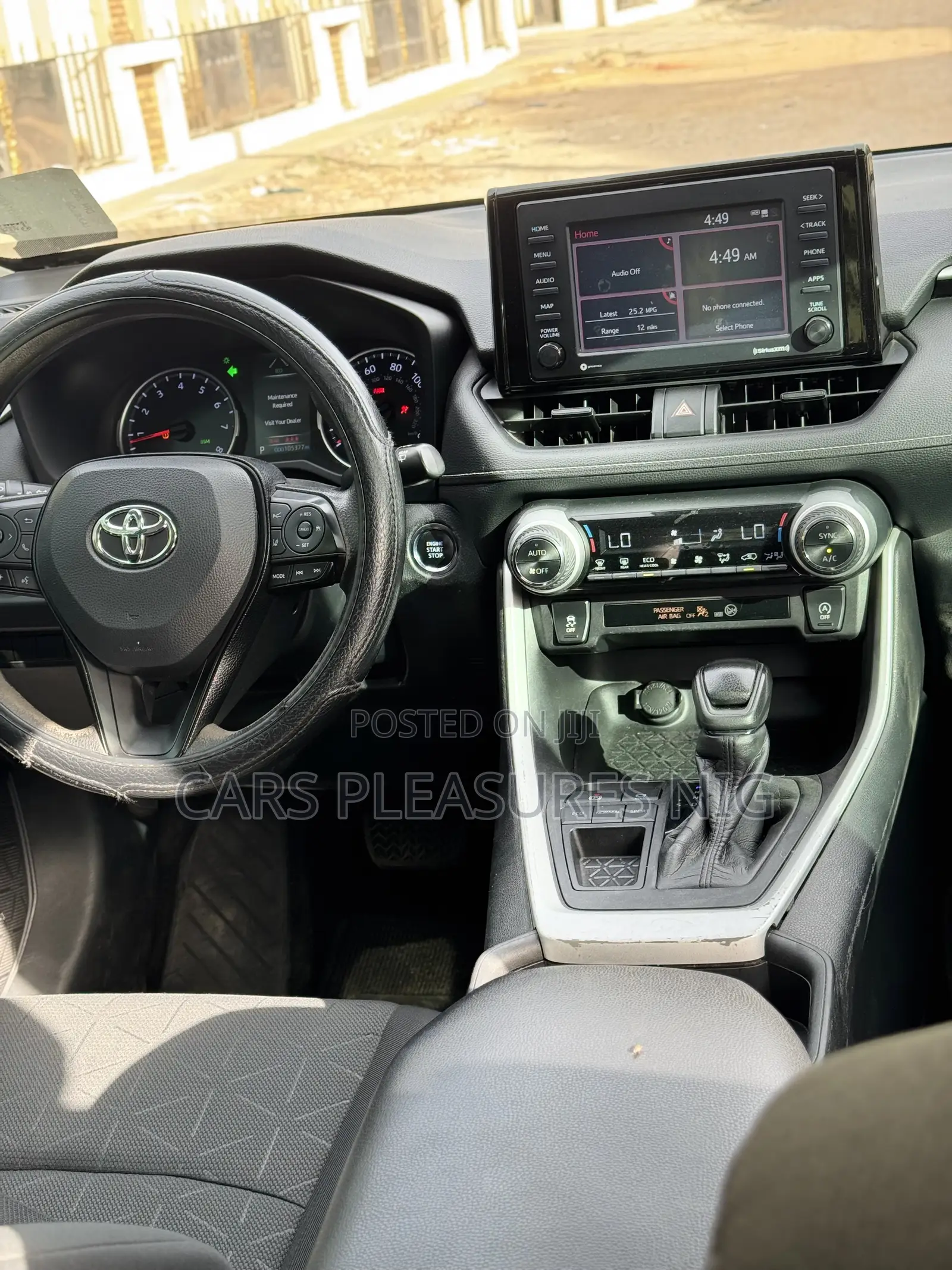 Toyota RAV4 XLE AWD 2023 Gray