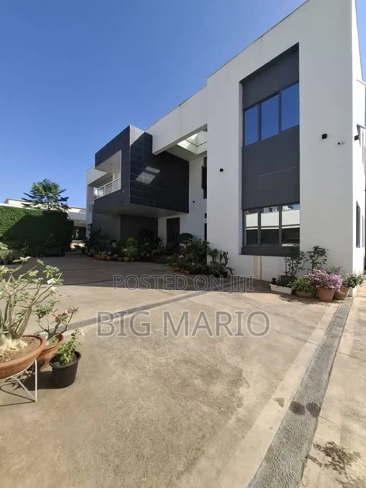 Furnished 4bdrm Mansion in Guzape for sale
