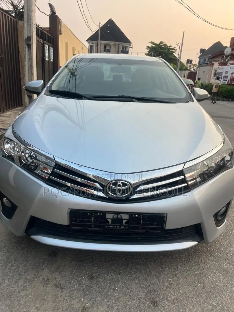 Toyota Corolla 2015 Silver