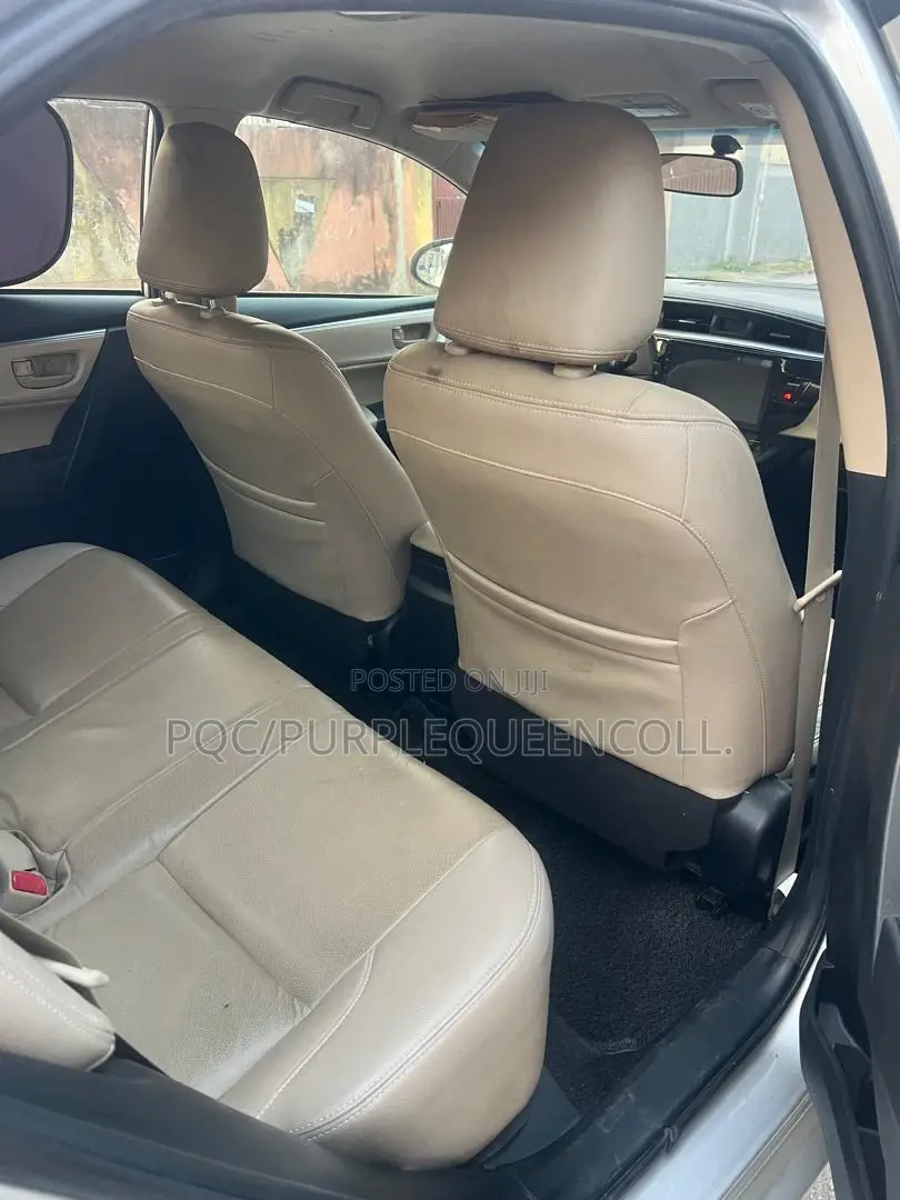 Toyota Corolla 2015 Silver