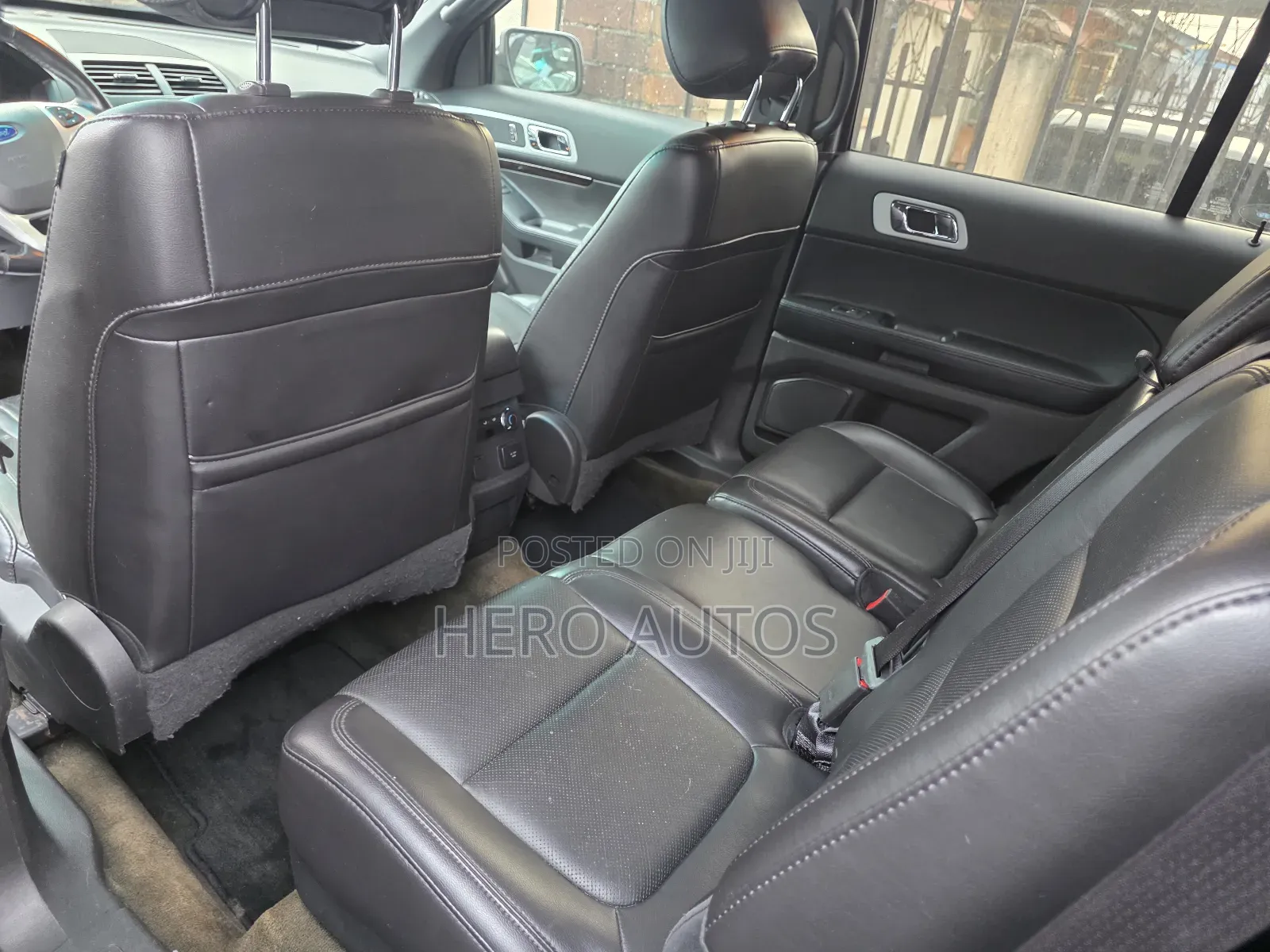 Ford Explorer Limited 4dr 4x4 (3.5L 6cyl 6A) 2013 Silver