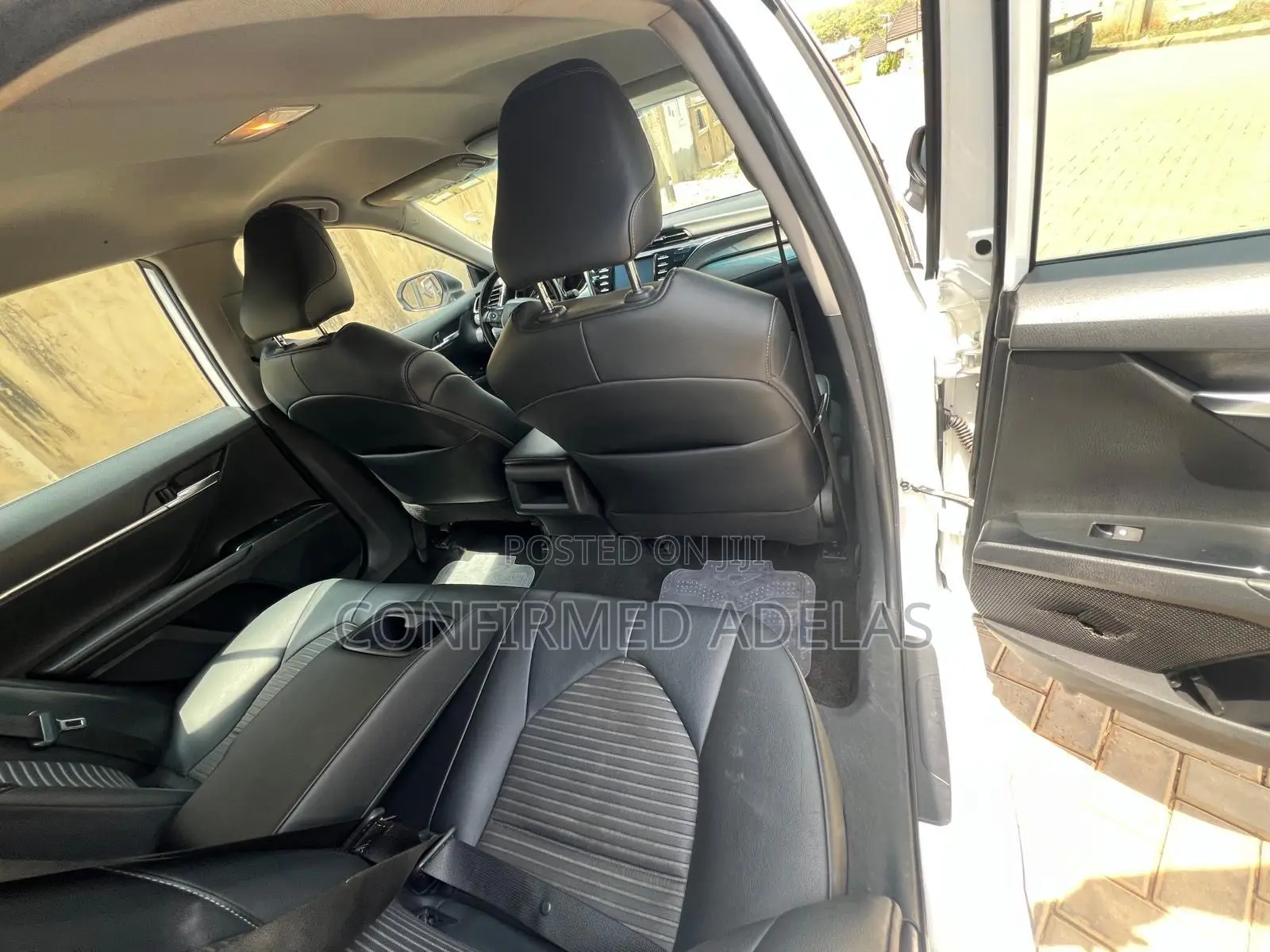 Toyota Camry 2020 White