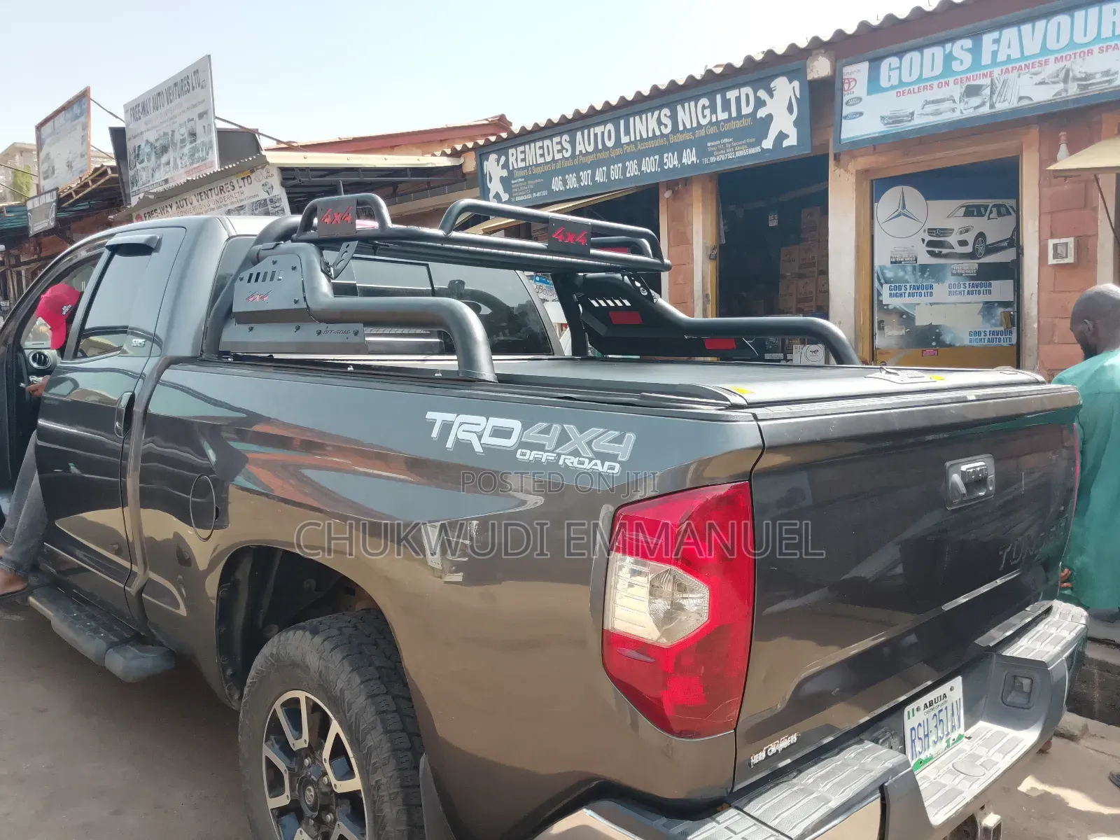 Booth Cover for Pickup Vehicles