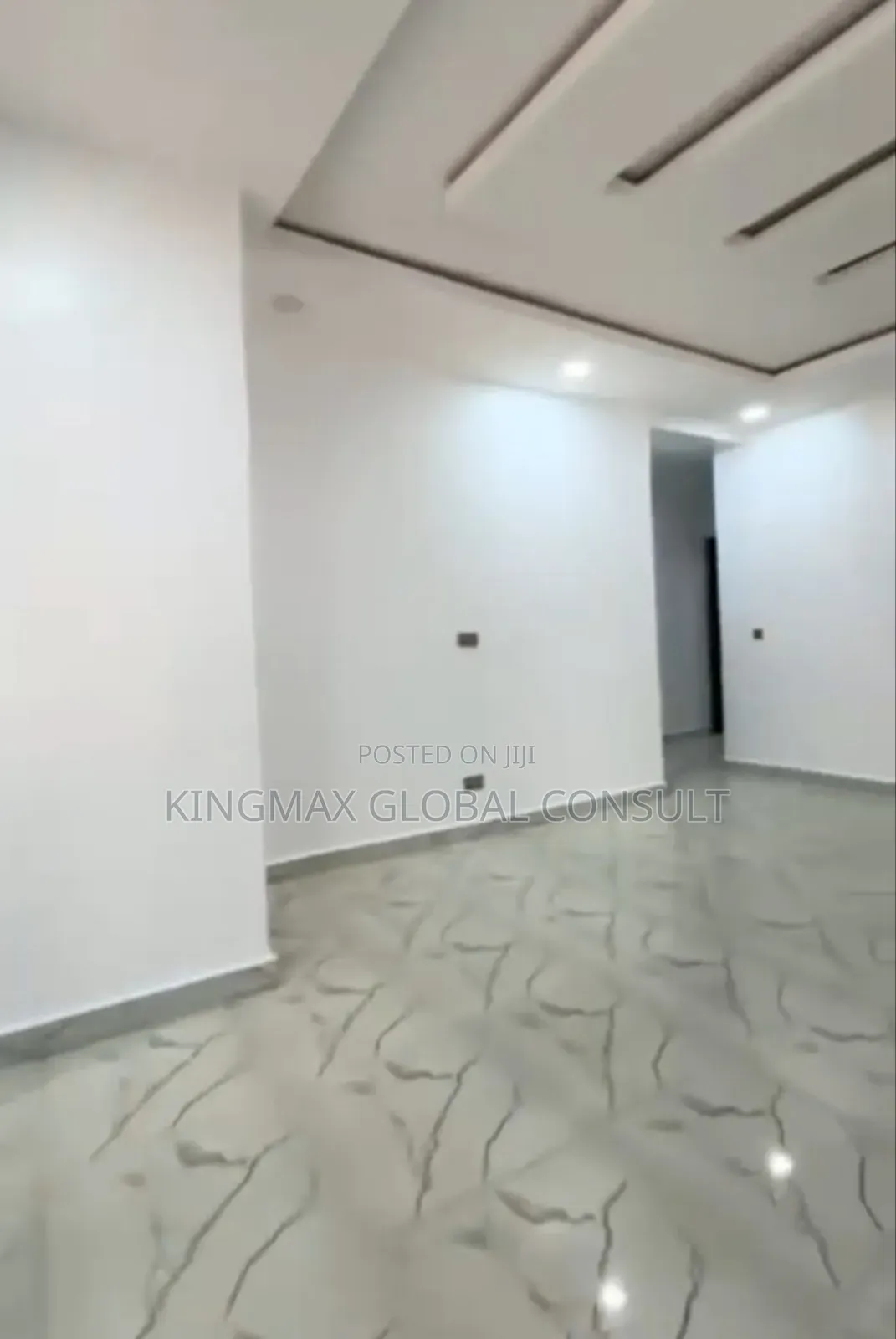 3bdrm Apartment in Wuye Abuja for sale