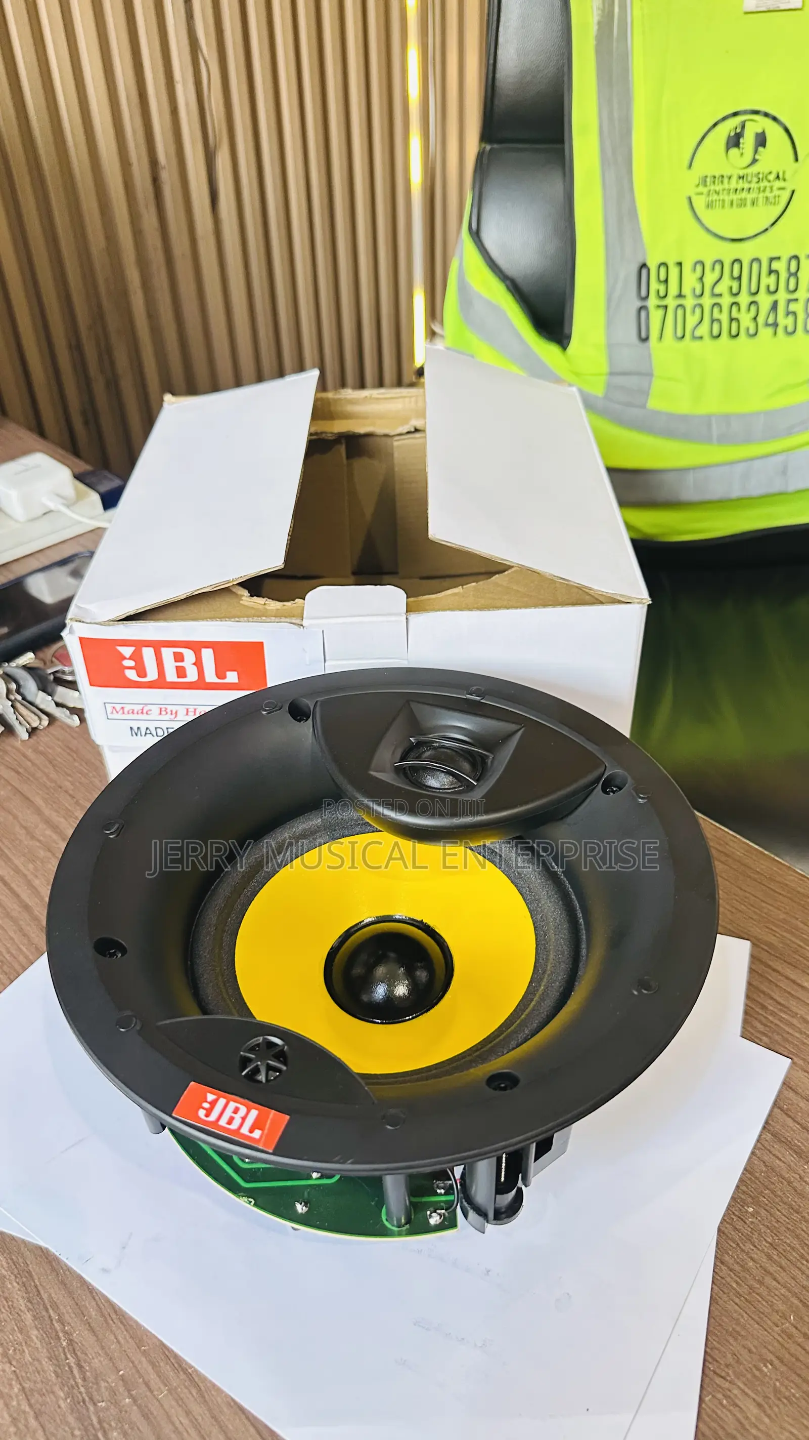 100w/200w High Quality Speakers