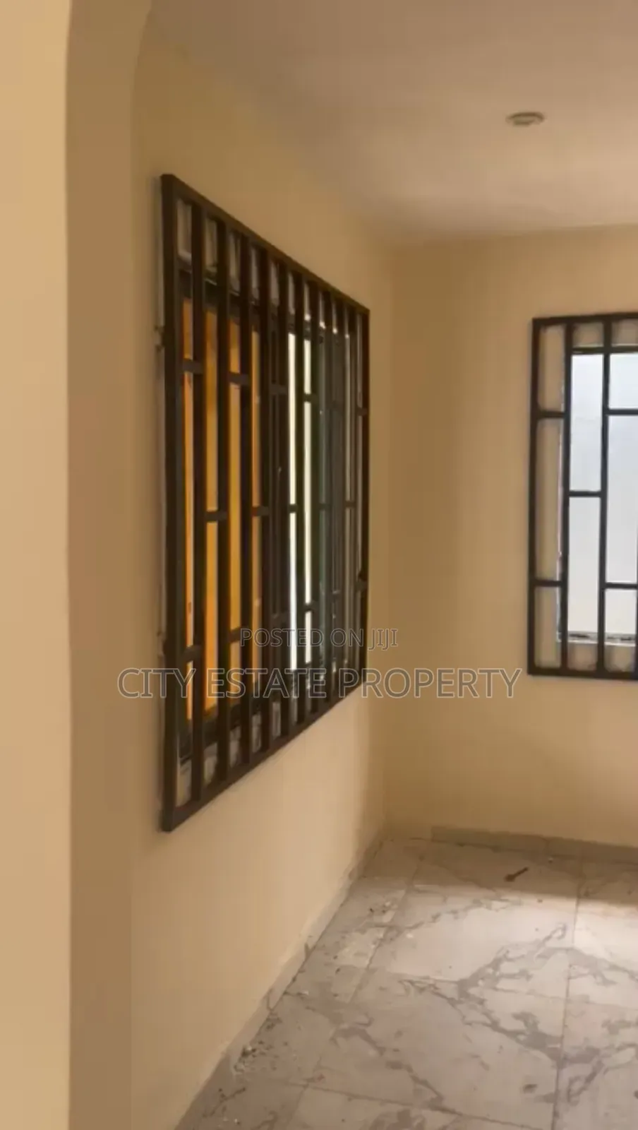 1bdrm Block of Flats in Court Estate, Port-Harcourt for rent