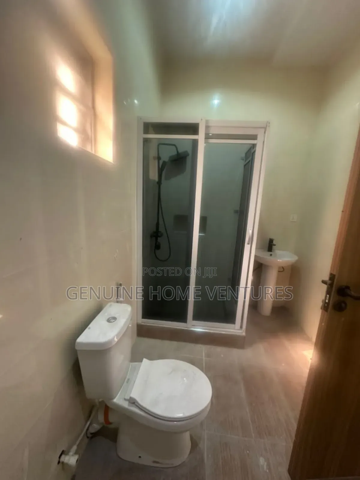 1bdrm Shared Apartment in Orchid, Chevron for rent