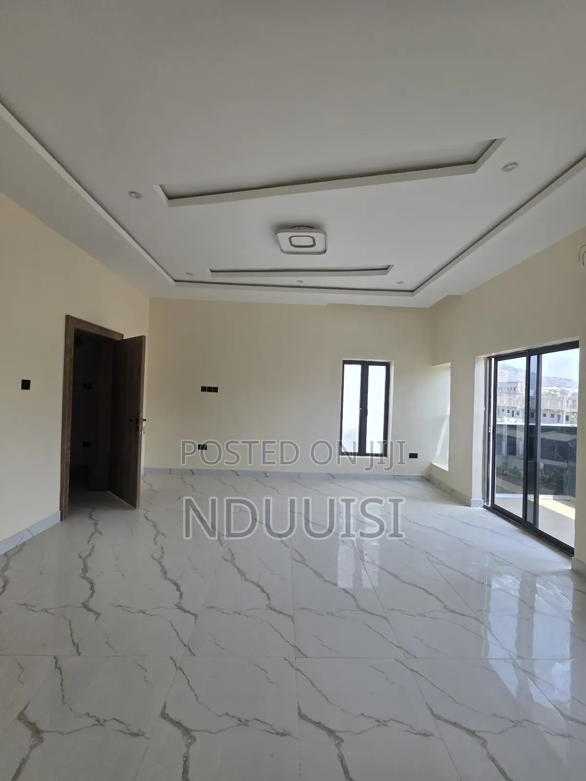 4bdrm Townhouse/Terrace In Life Camp For Sale