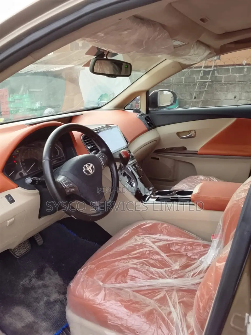 Toyota Venza 2010 Gold