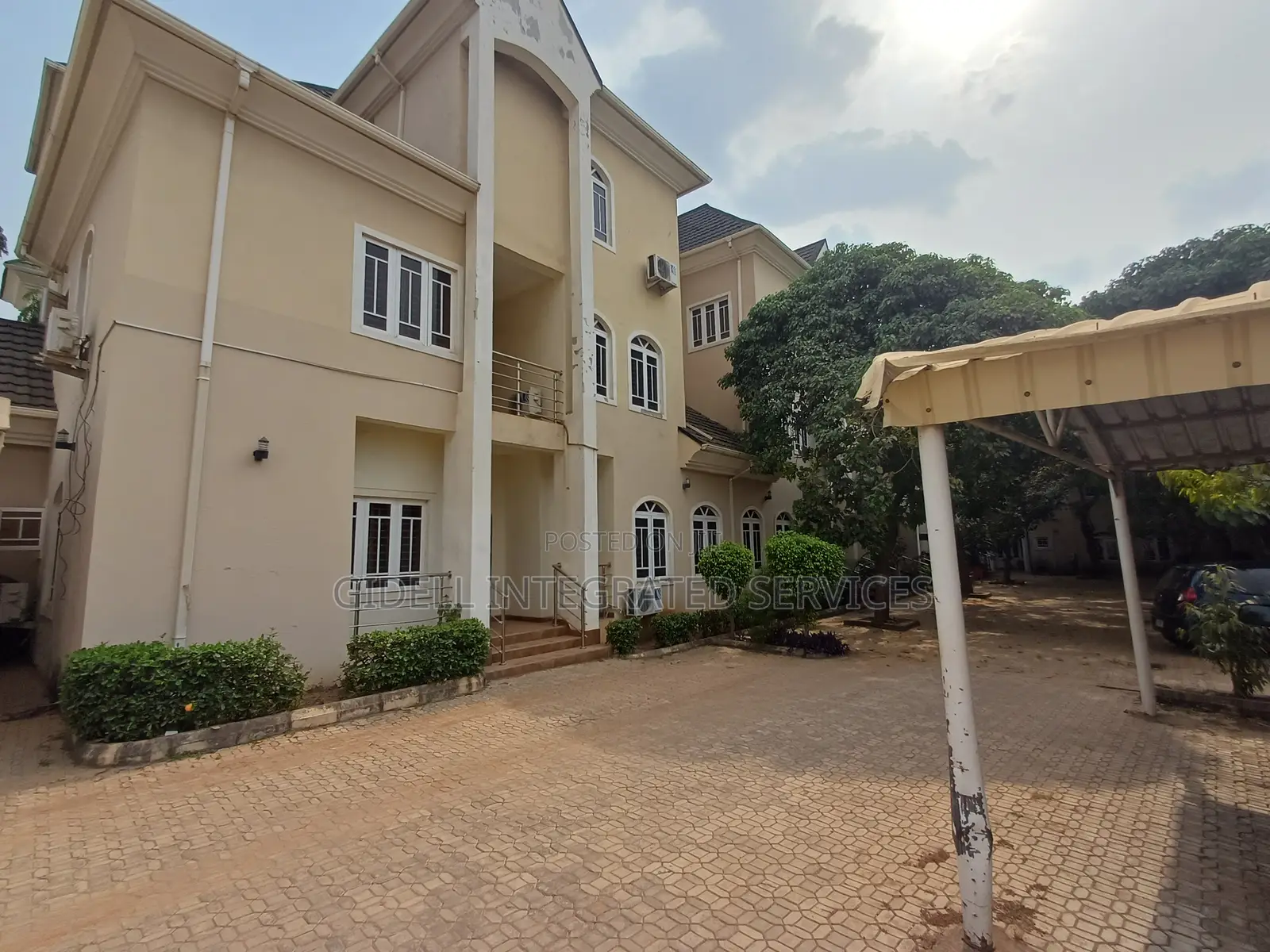4bdrm Duplex in Mabushi for rent