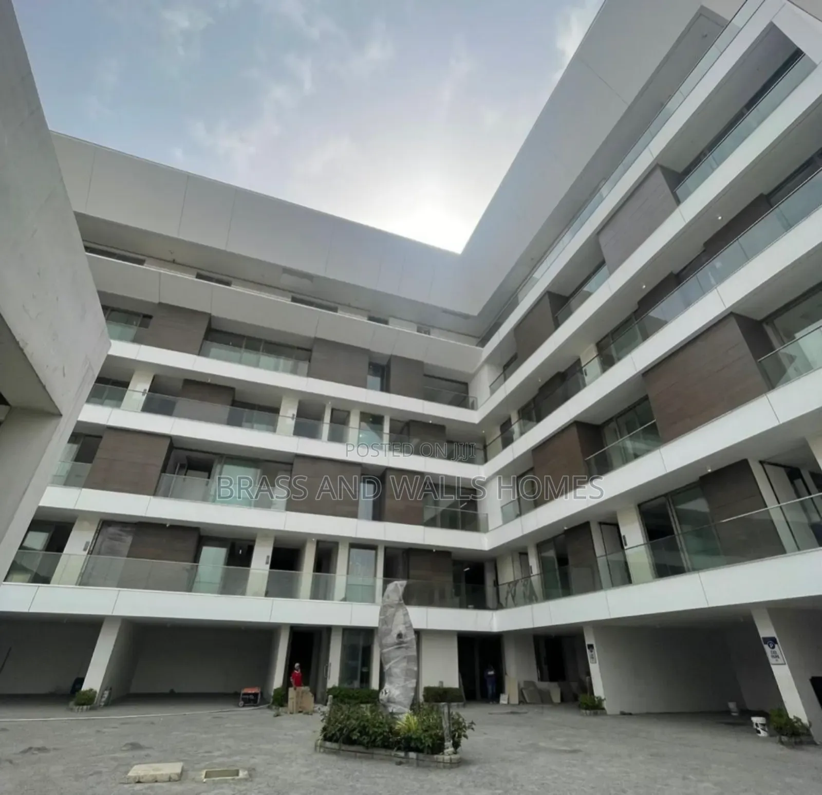 Furnished 3bdrm Duplex in Ikate for sale