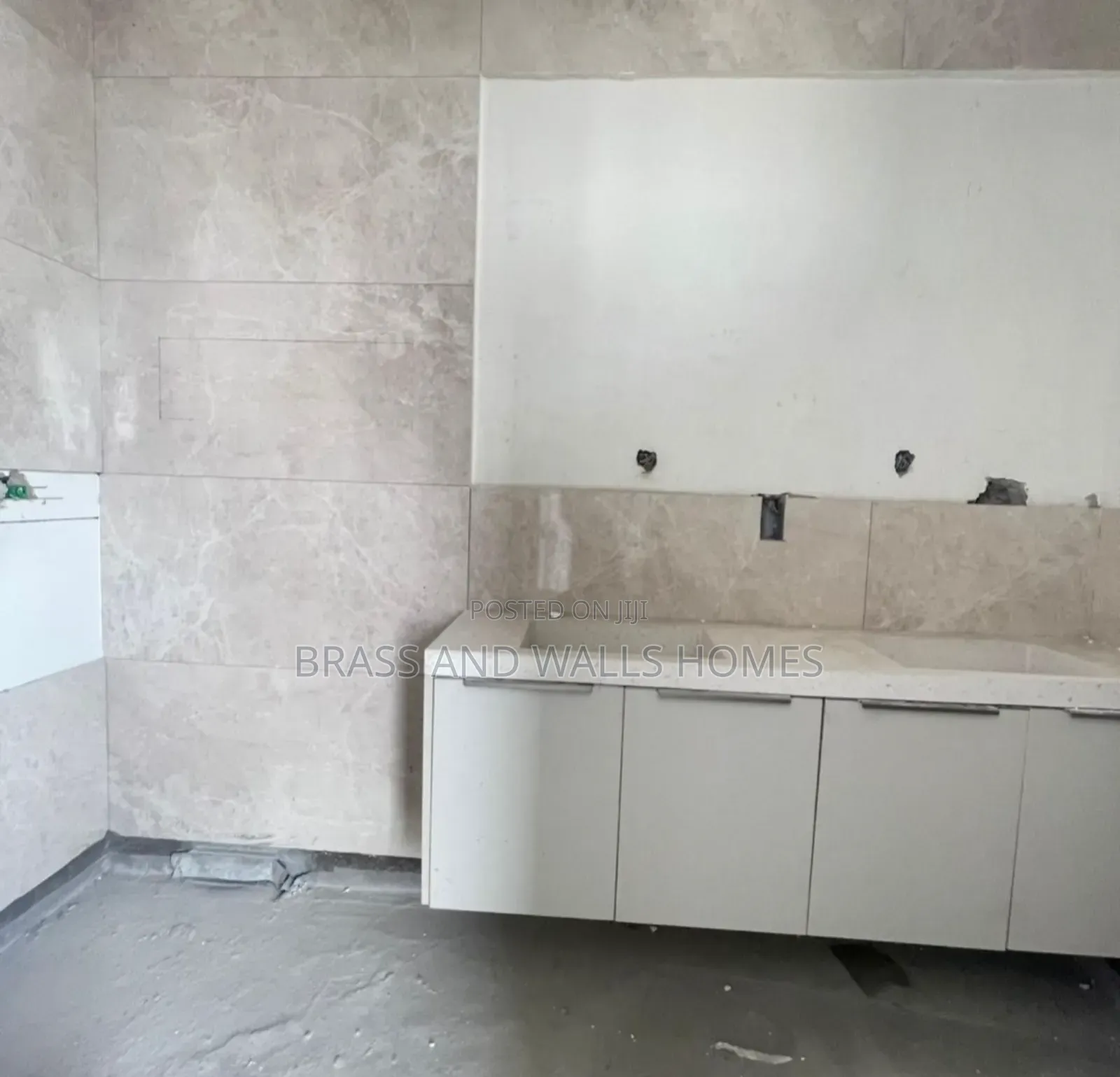 Furnished 3bdrm Duplex in Ikate for sale