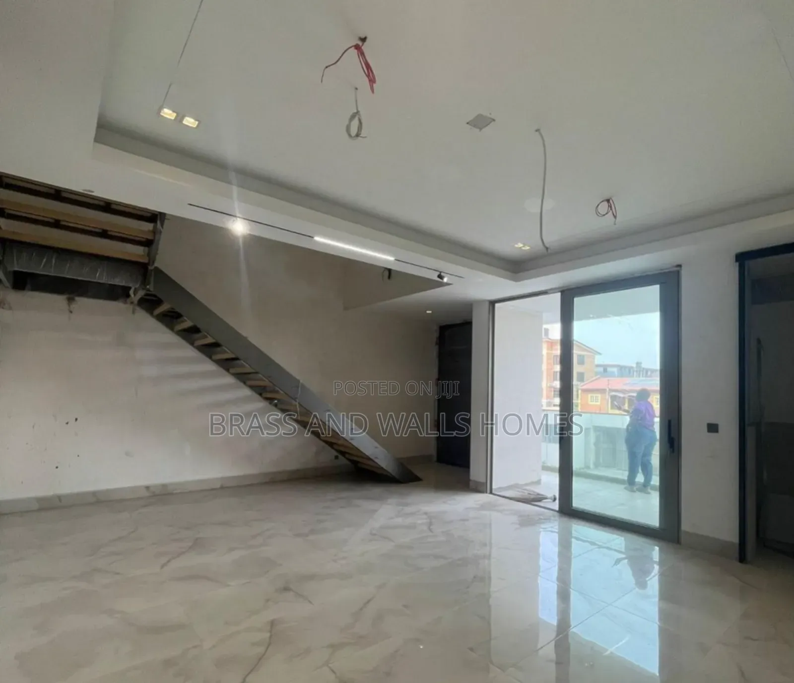 Furnished 3bdrm Duplex in Ikate for sale