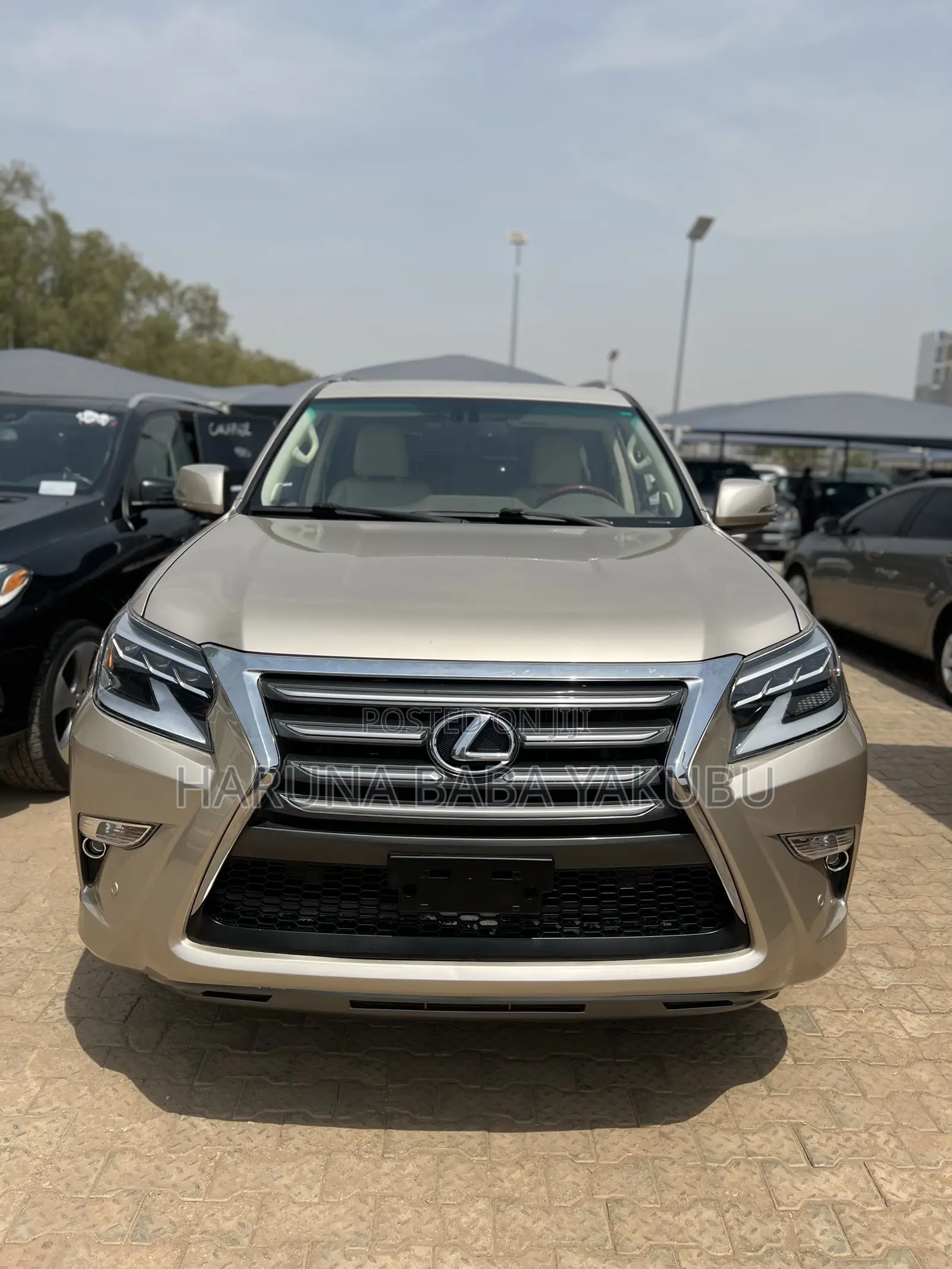 Lexus GX 460 Base 2015 Gold
