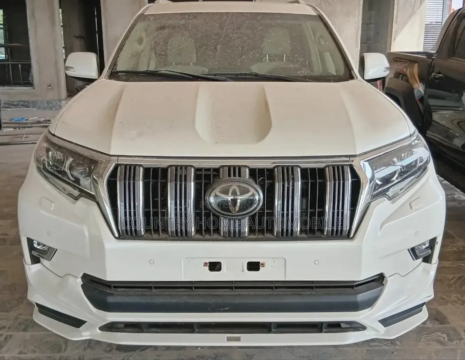Toyota Land Cruiser Prado 2.7 2023 Off white
