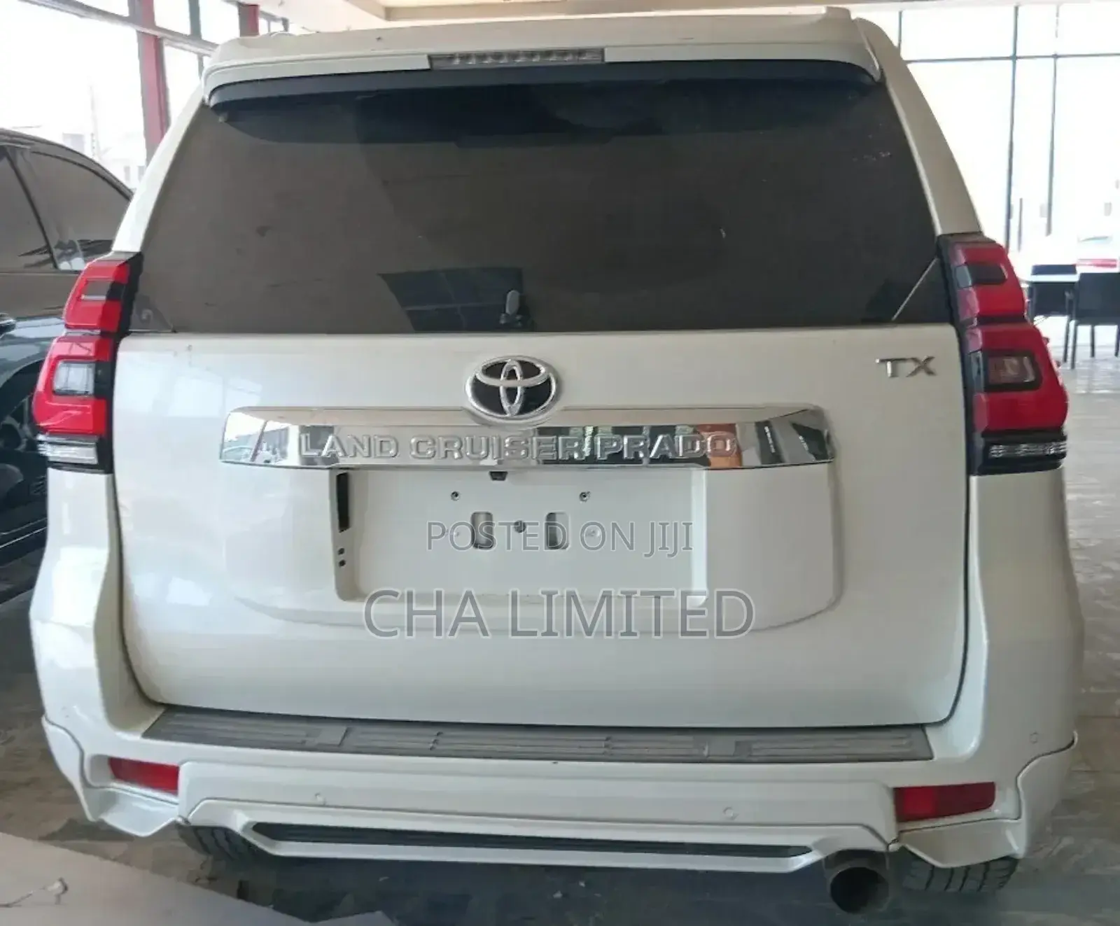 Toyota Land Cruiser Prado 2.7 2023 Off white