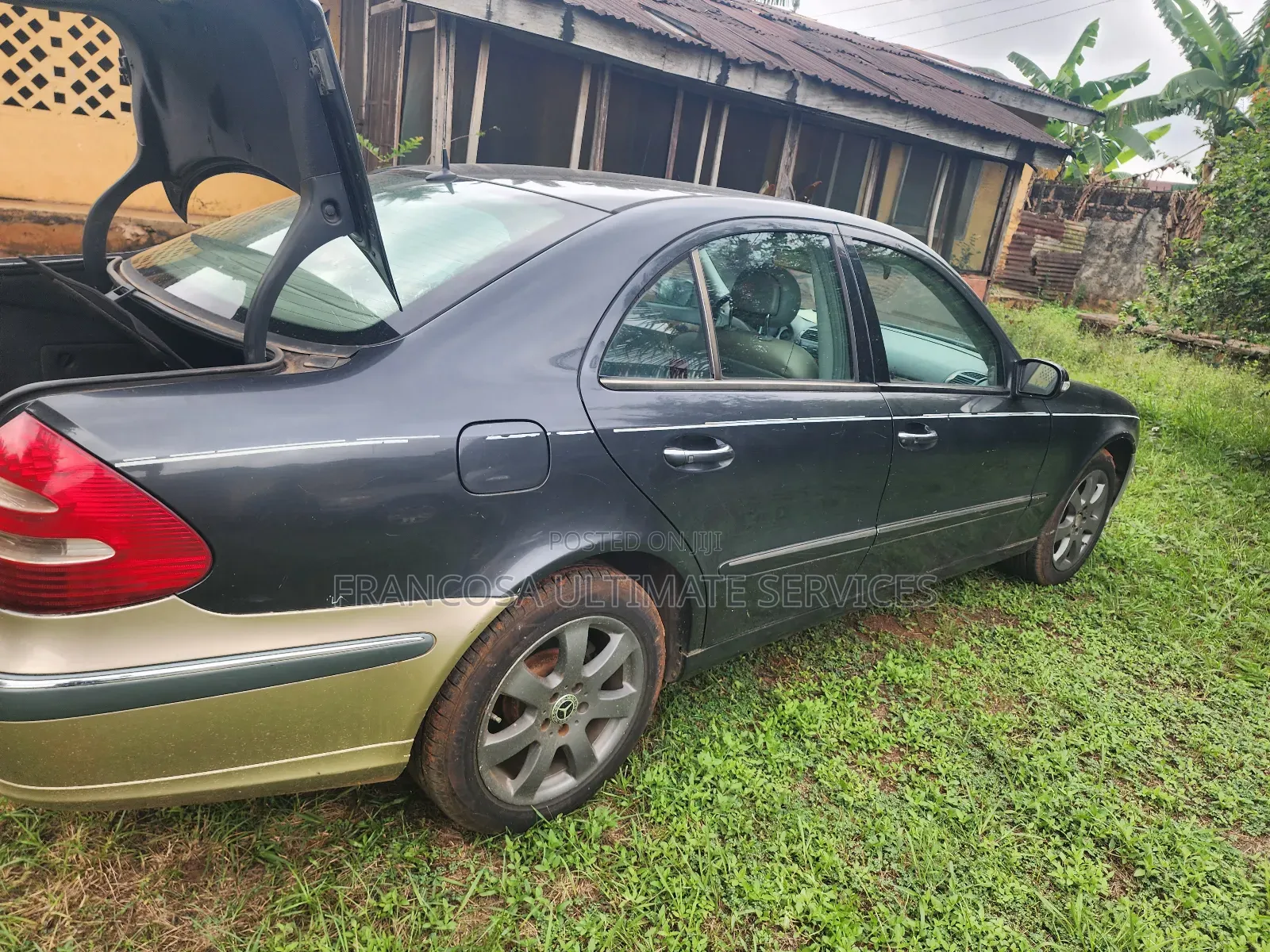 Mercedes-Benz 230E 2008 Black