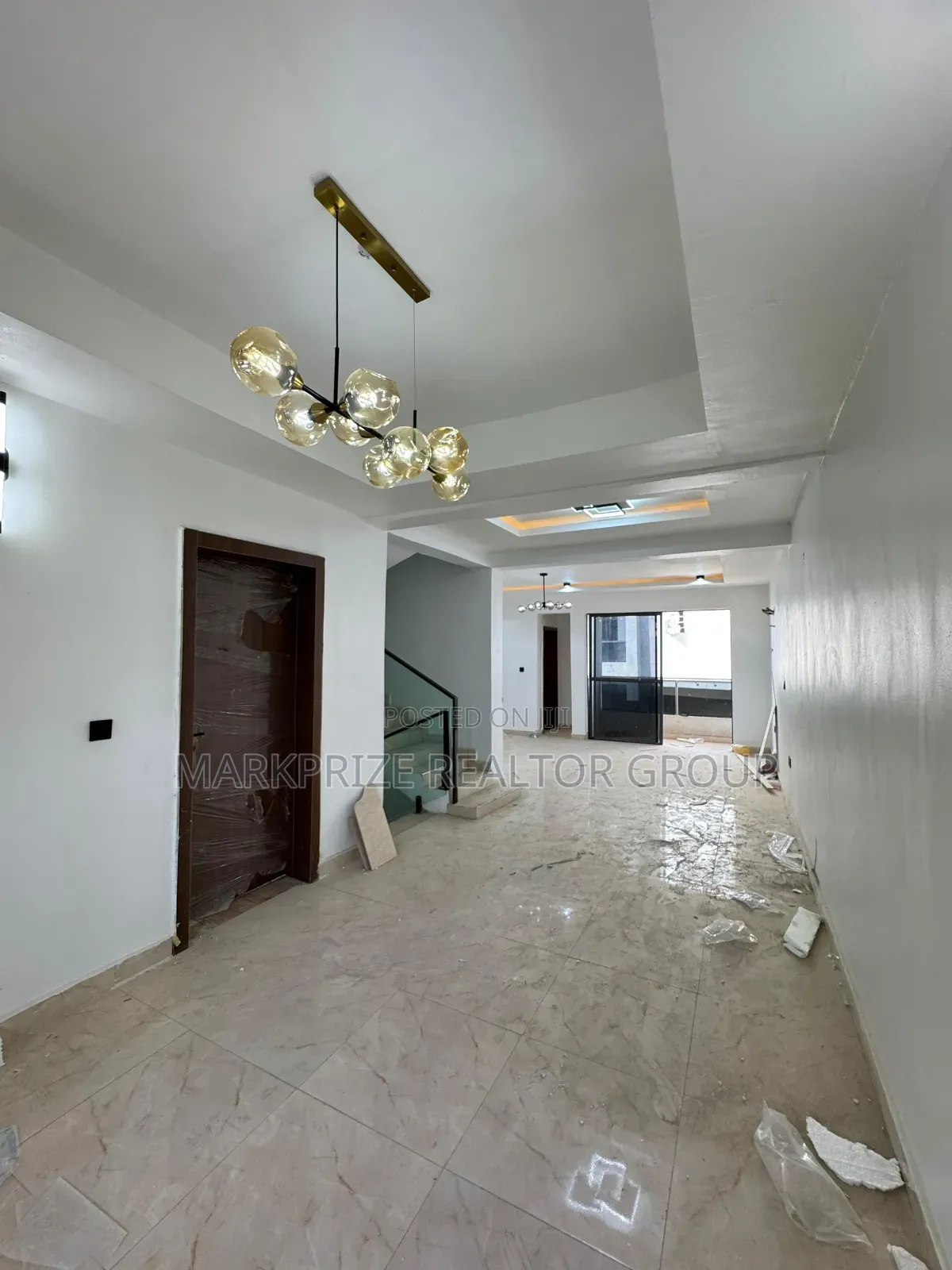 4bdrm Duplex in Surulere Lagos, Alaka Estate for sale