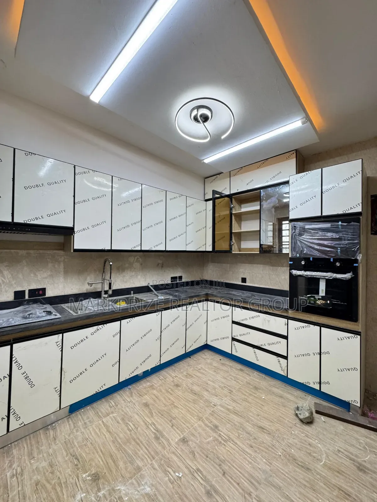 4bdrm Duplex in Surulere Lagos, Alaka Estate for sale