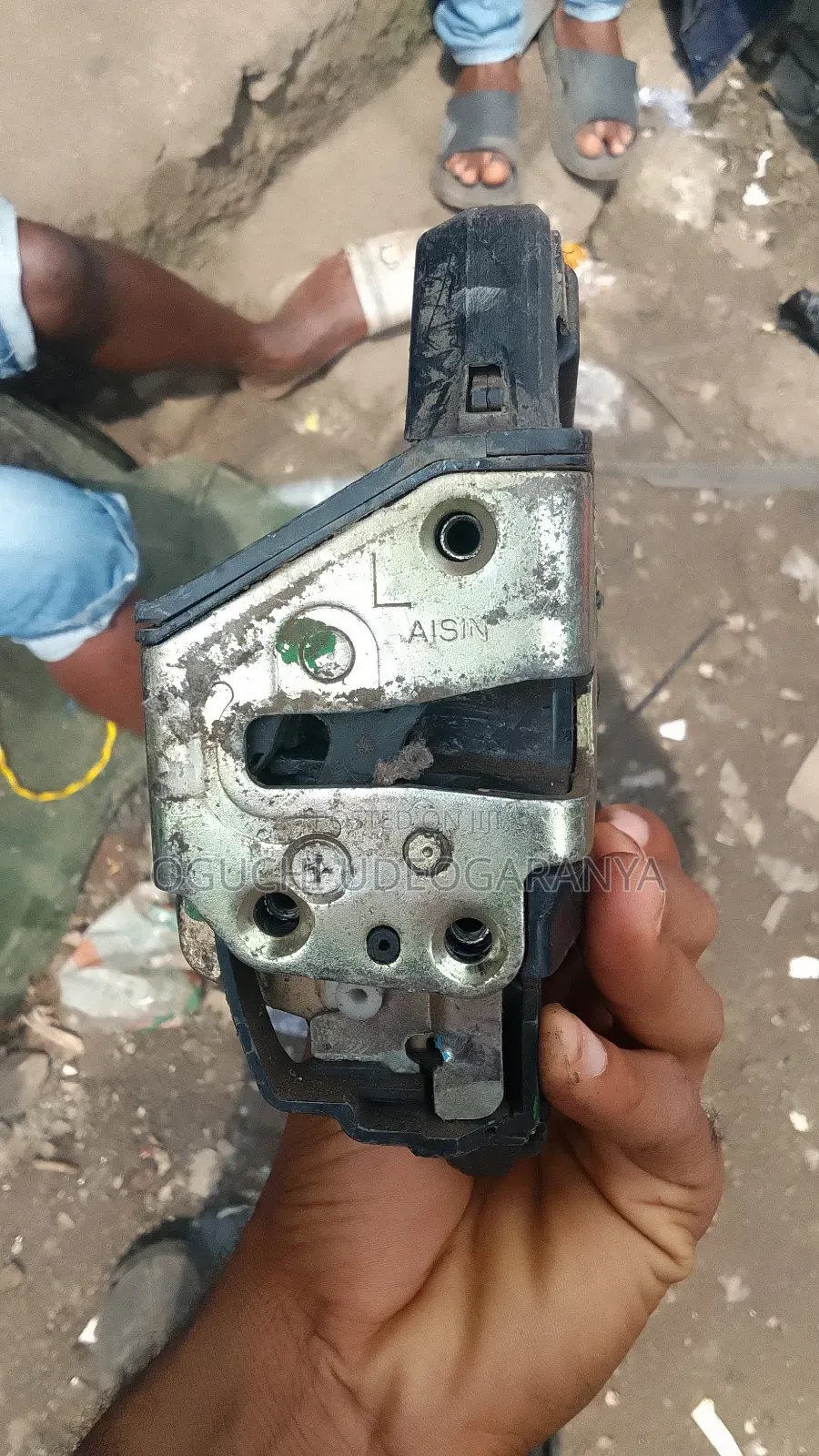 Door Catch for Toyota Corolla 2005