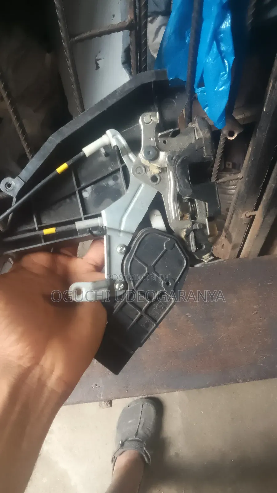 Door Catch for Toyota Corolla 2005