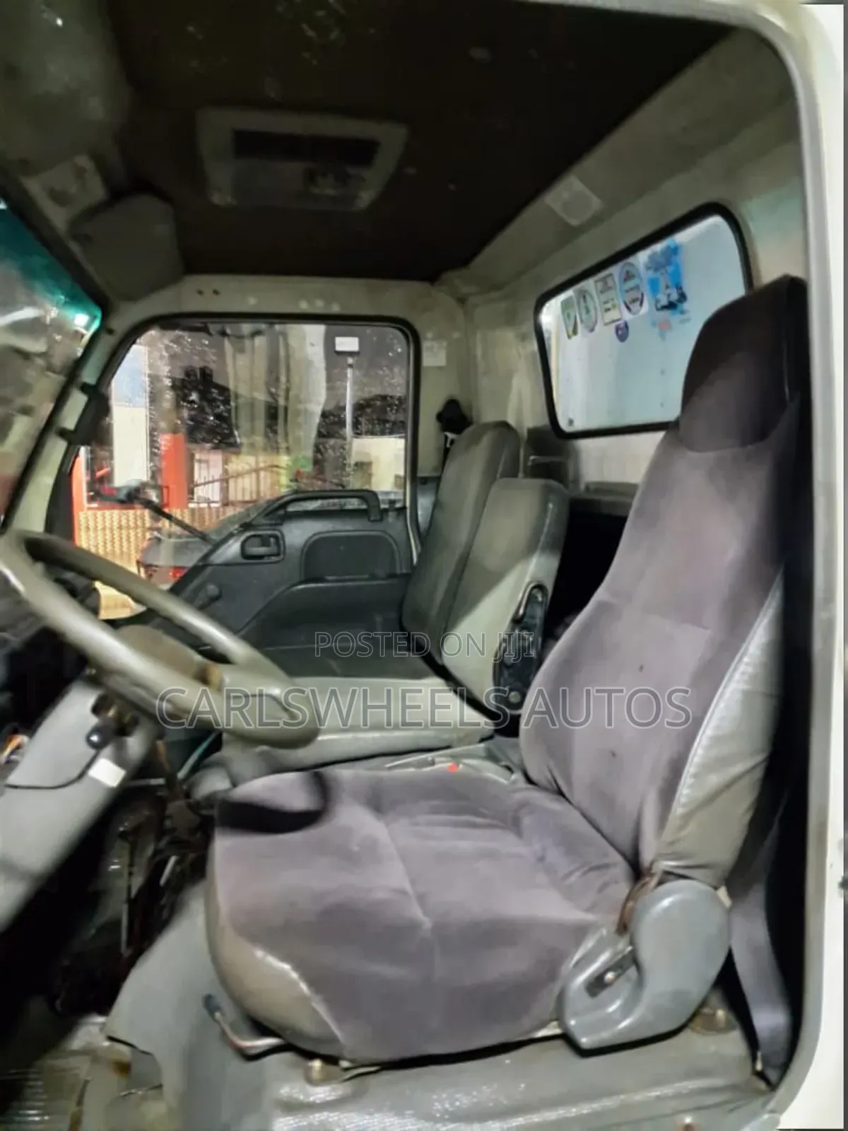 Fairly Used 2005 Isuzu Truck