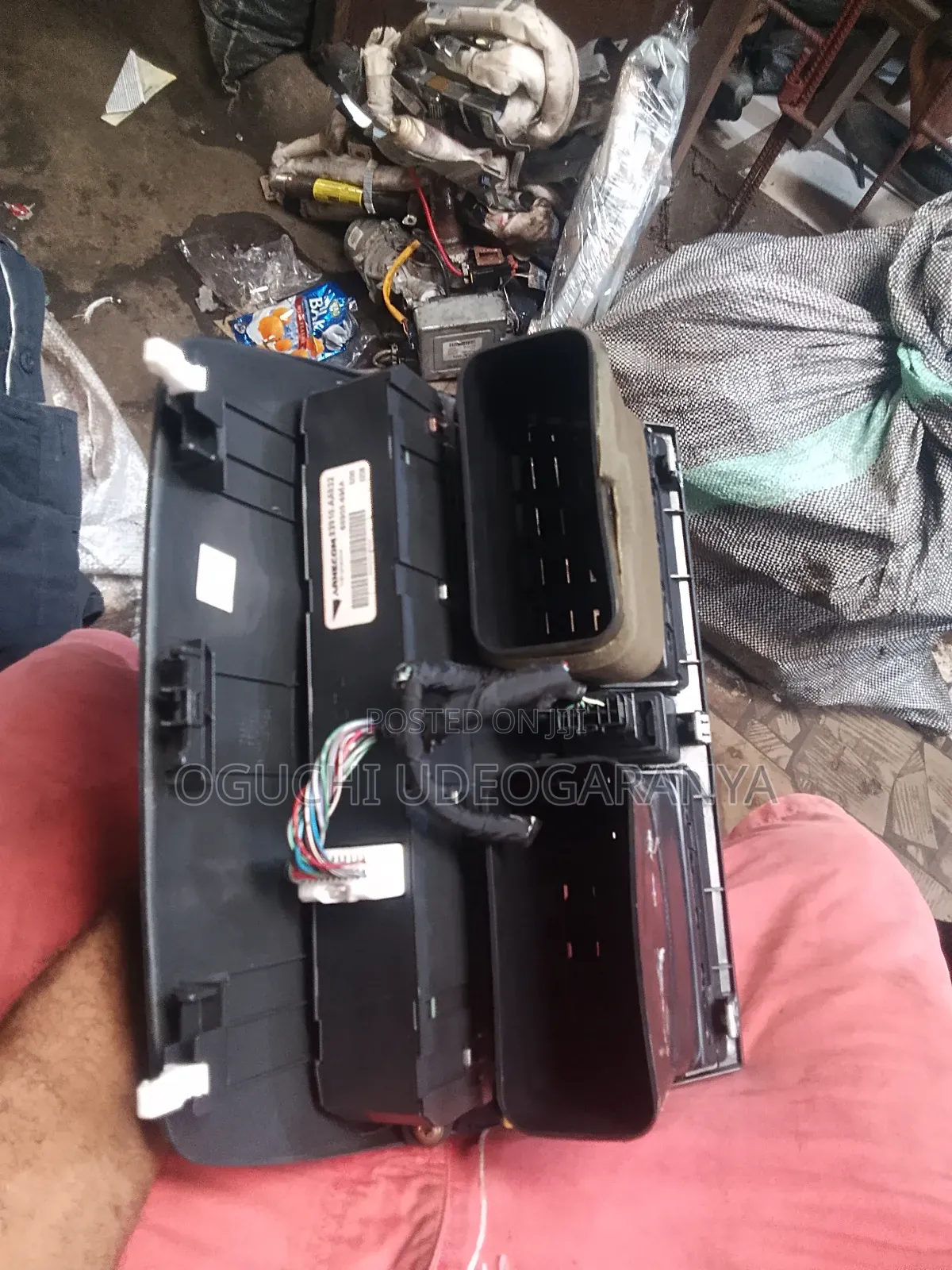 Center Vent for Toyota Solara