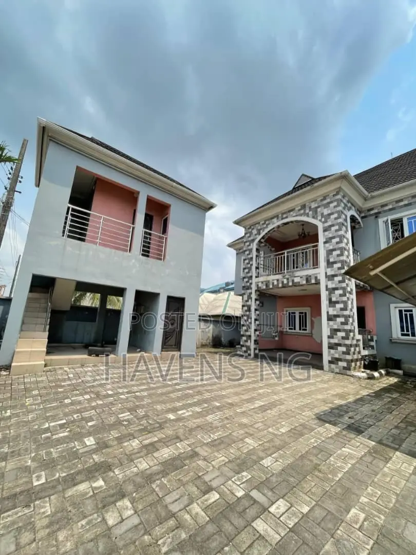 4bdrm Duplex in Woji for sale