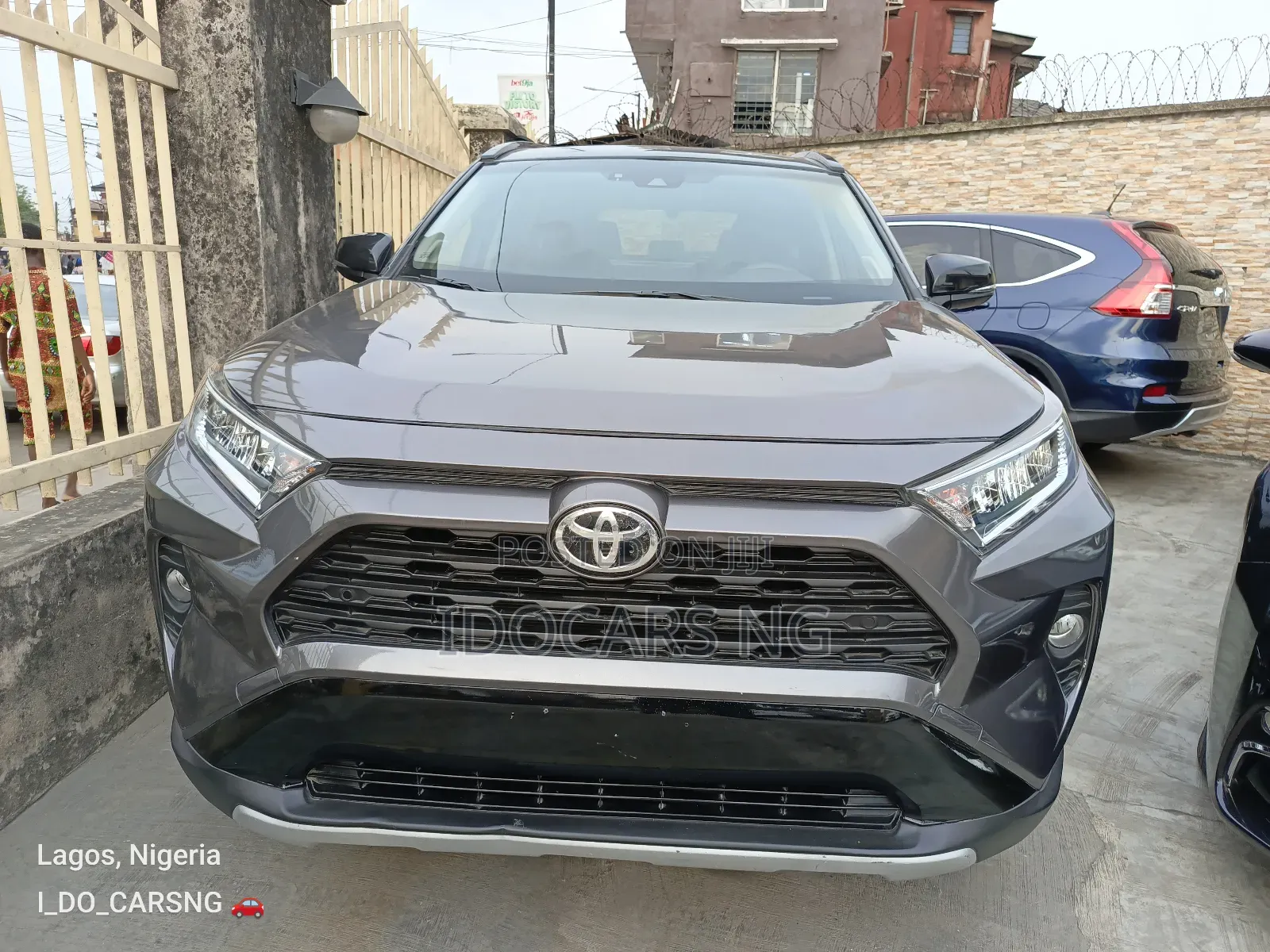 Toyota RAV4 Limited AWD 2020 Gray