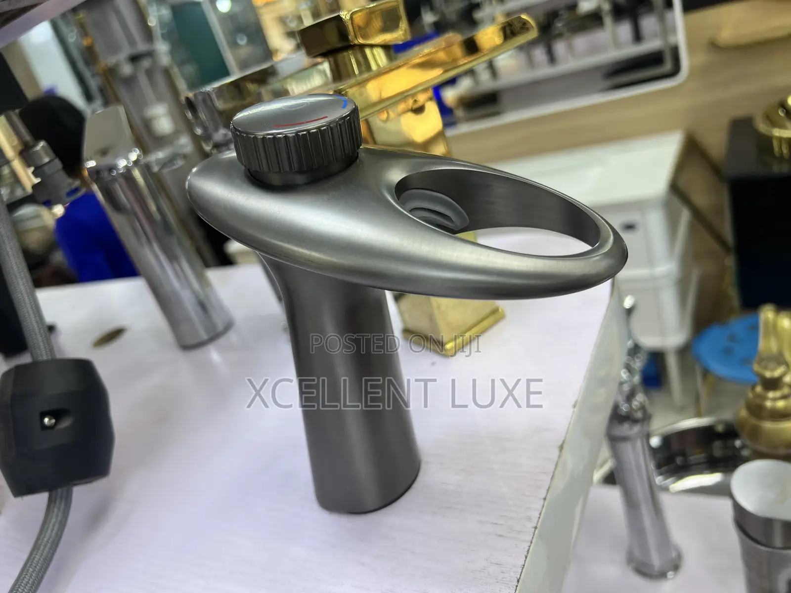 Luxury Gray Basin Mixer Tap. (England Standard)
