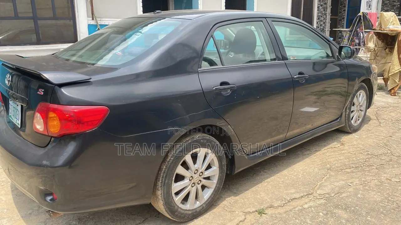 Toyota Corolla S 4dr Sedan (1.8L 4cyl 4A) 2009 Black