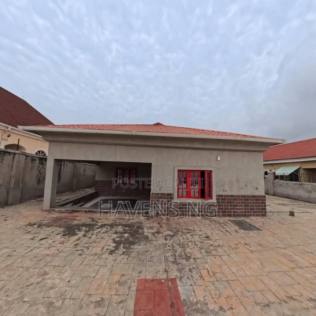 3bdrm Bungalow in Abeokuta South for sale