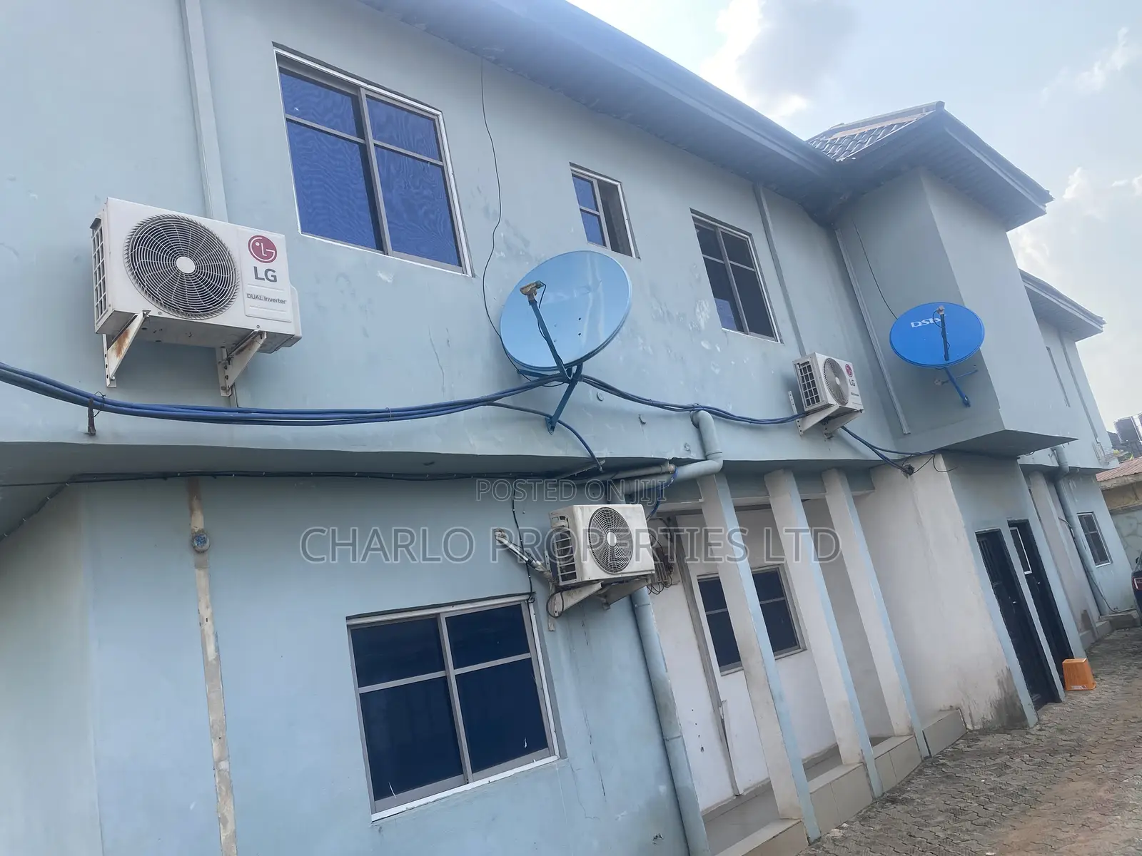 12bdrm Block of Flats in Benin City for sale