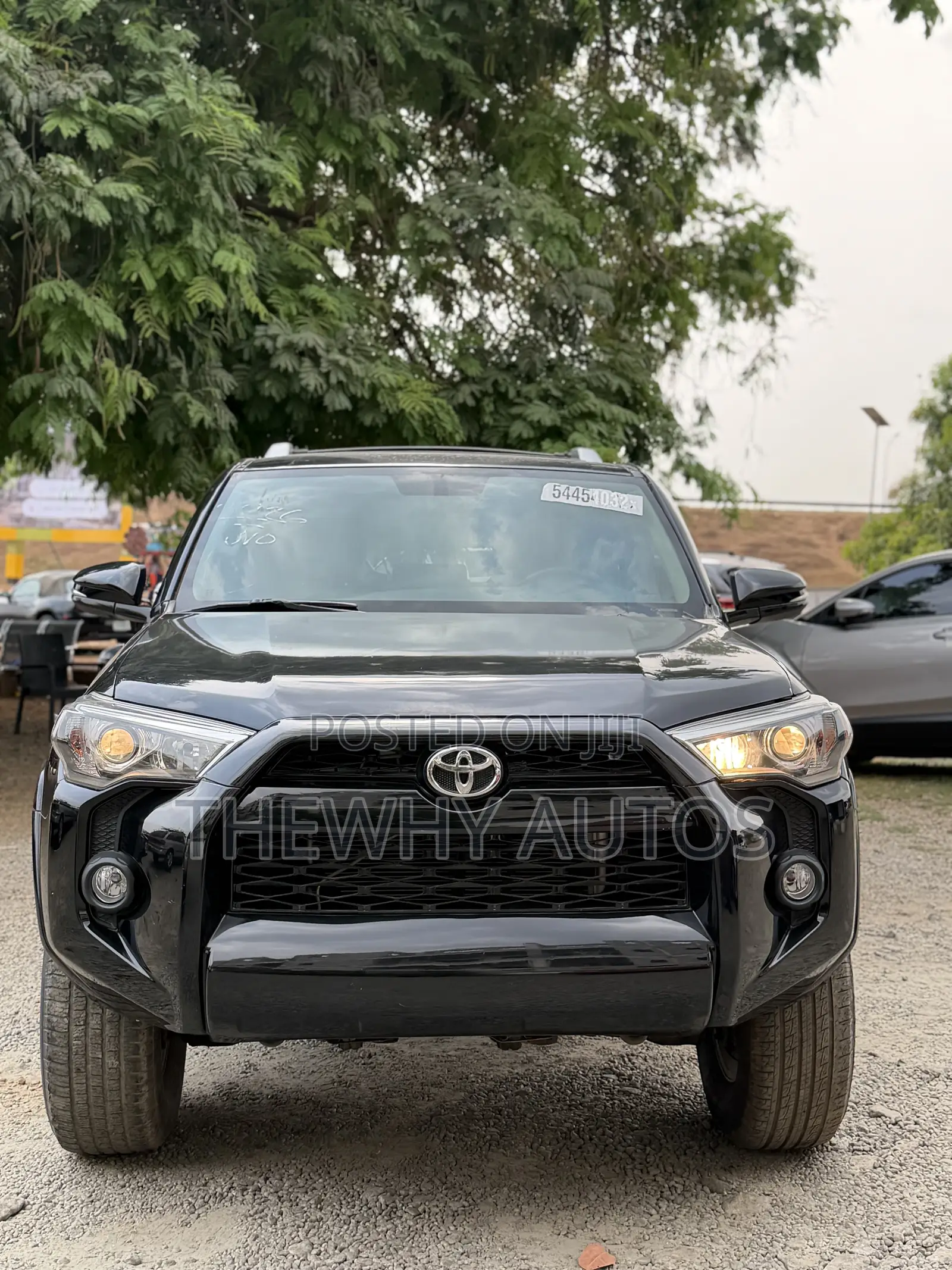 Toyota 4-Runner SR5 4x4 2018 Black
