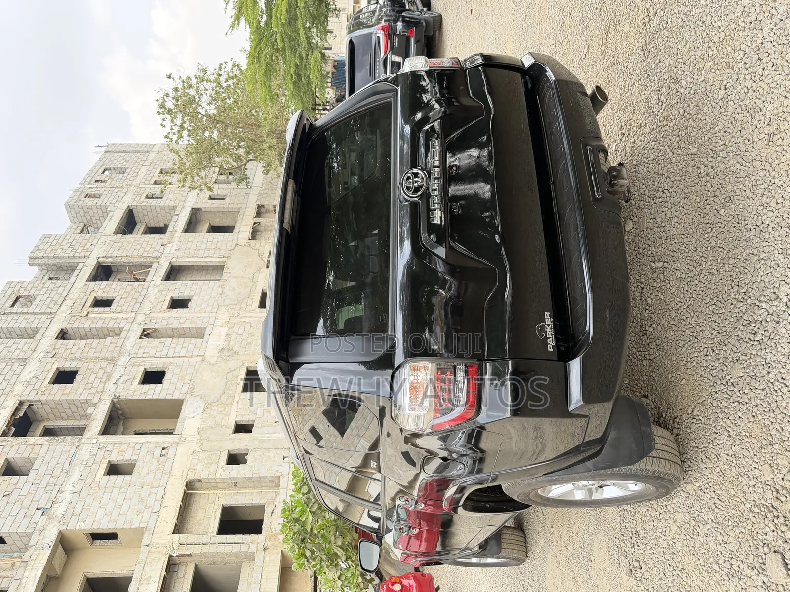 Toyota 4-Runner SR5 4x4 2018 Black