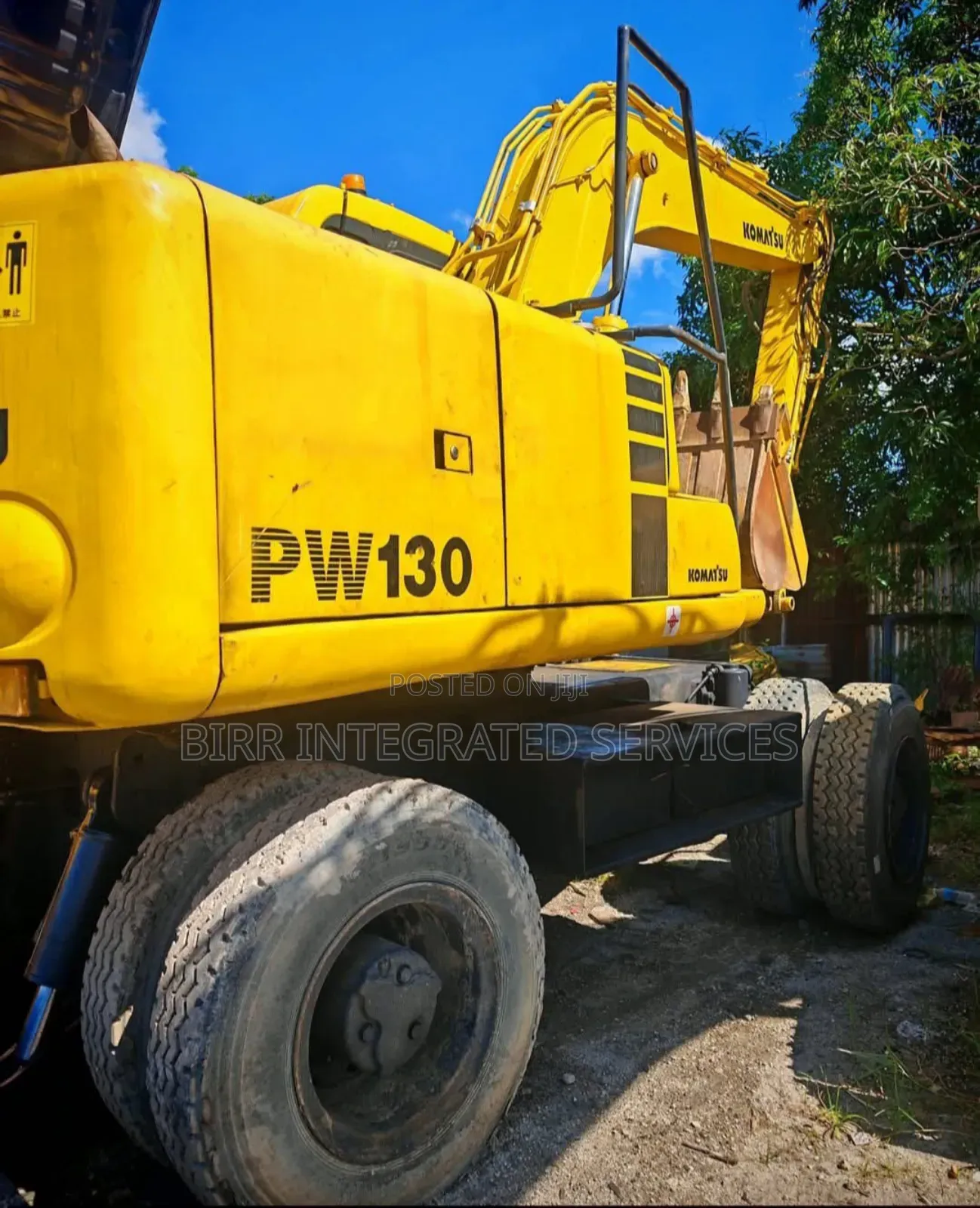 Construction Equipment Hire, Payloader, Swamp Buggy, Grader For Hire
