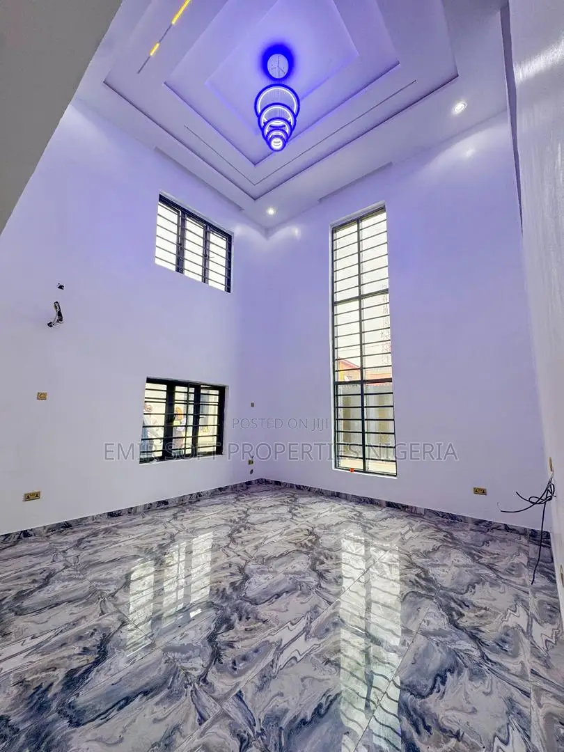 6bdrm Duplex in CHallenge / Ibadan for sale