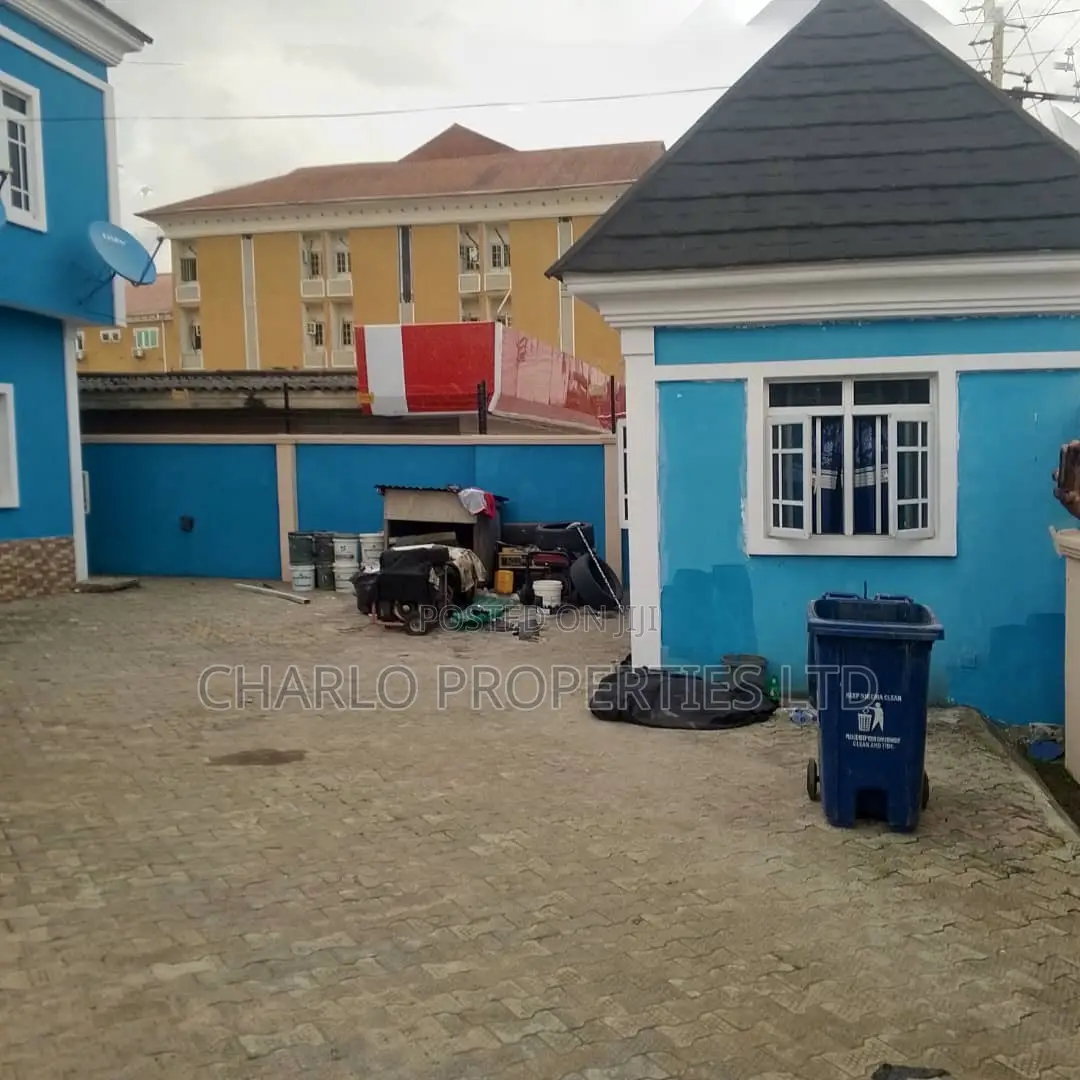 Furnished 12bdrm Block of Flats in Benin City for sale