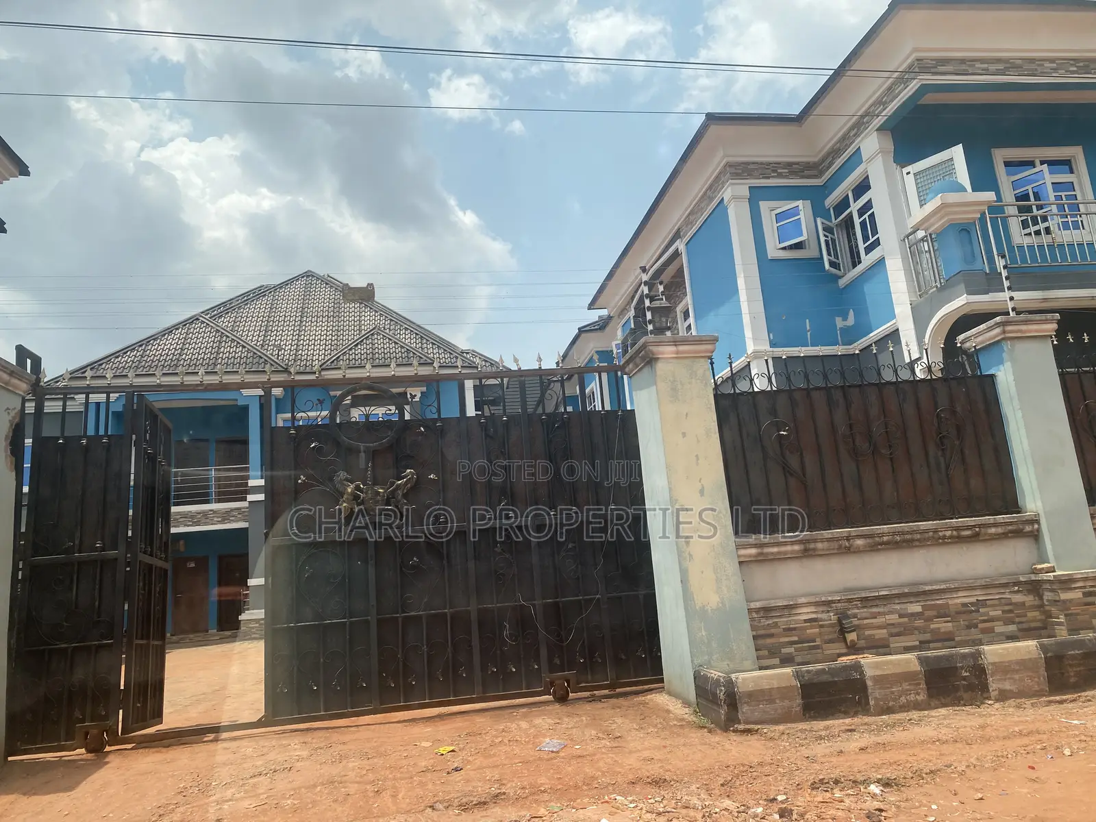 Furnished 20bdrm Block of Flats in Benin City for sale