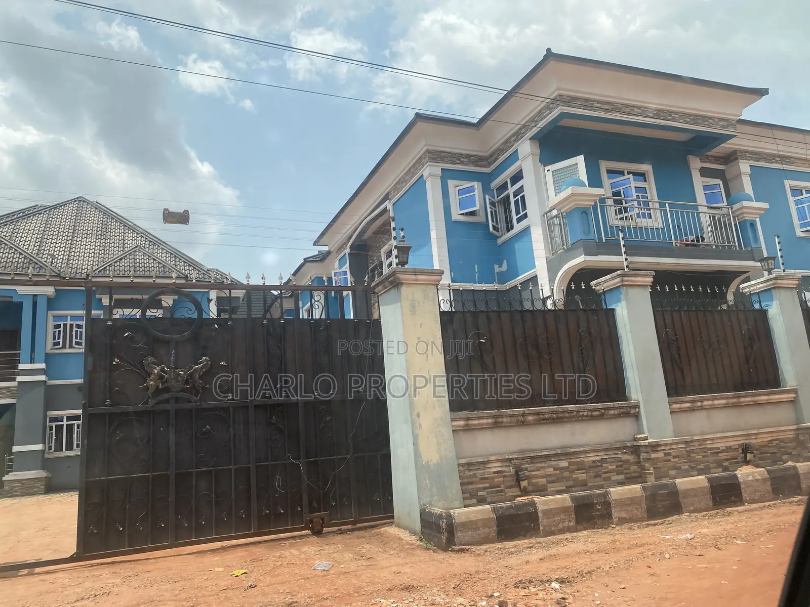 Furnished 20bdrm Block of Flats in Benin City for sale