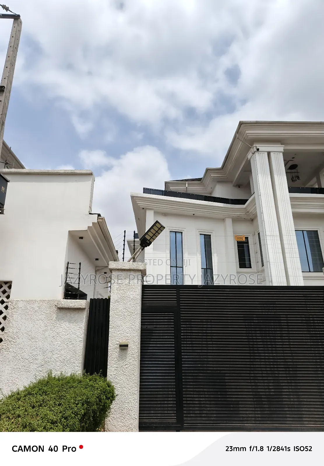 11bdrm Mansion in Guzape District for sale