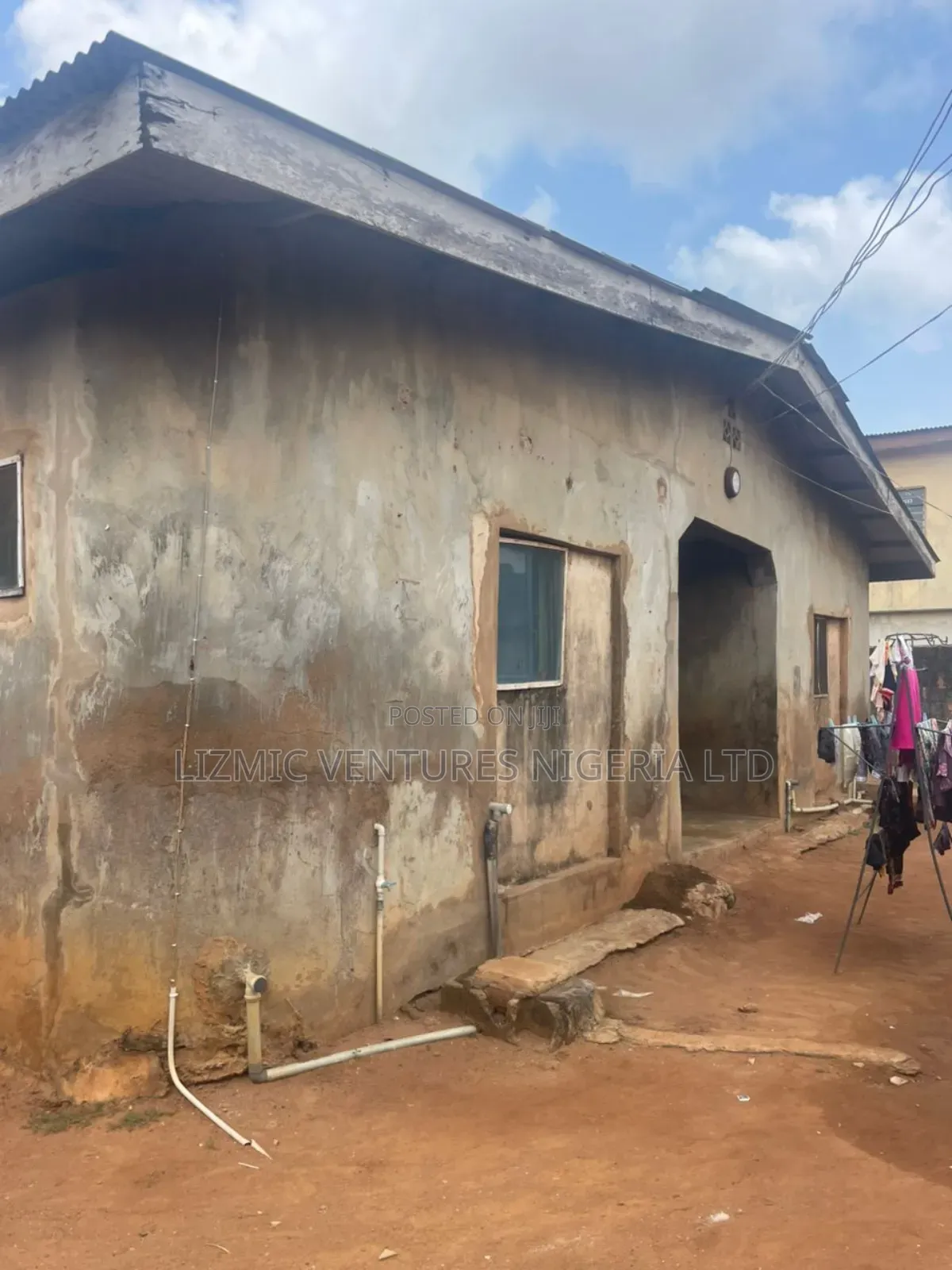 2bdrm Bungalow in Akesan, Igando / Ikotun/Igando for sale