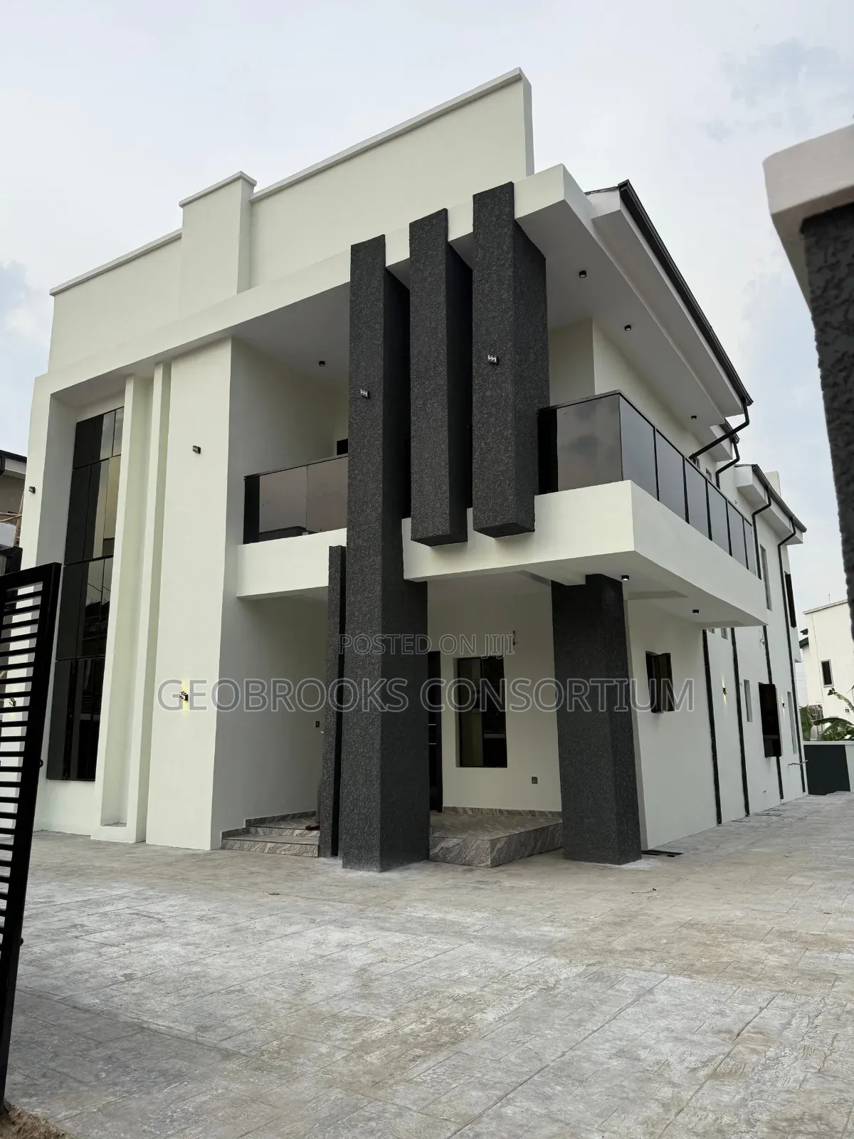 4bdrm Duplex in Carlton Gate Estate, Akobo for sale