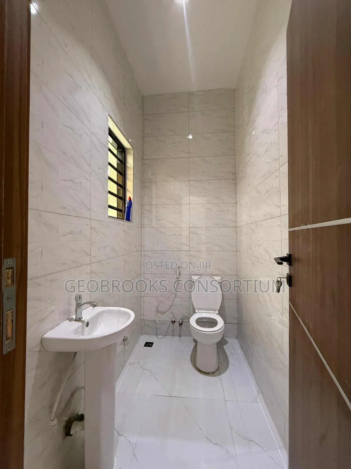 4bdrm Duplex in Carlton Gate Estate, Akobo for sale