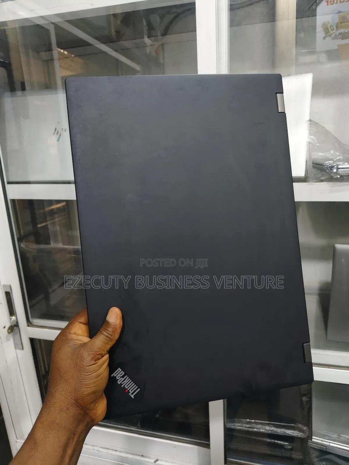 Laptop Lenovo ThinkPad P71 16GB Intel Xeon SSD 512GB