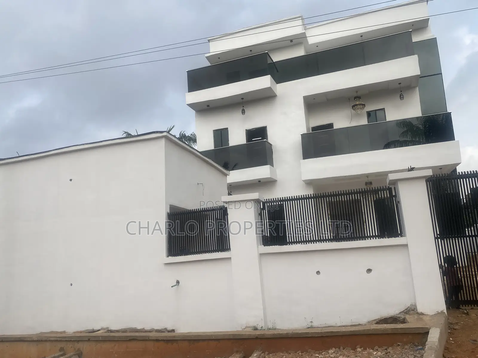 Furnished 7bdrm Duplex in Benin City for sale